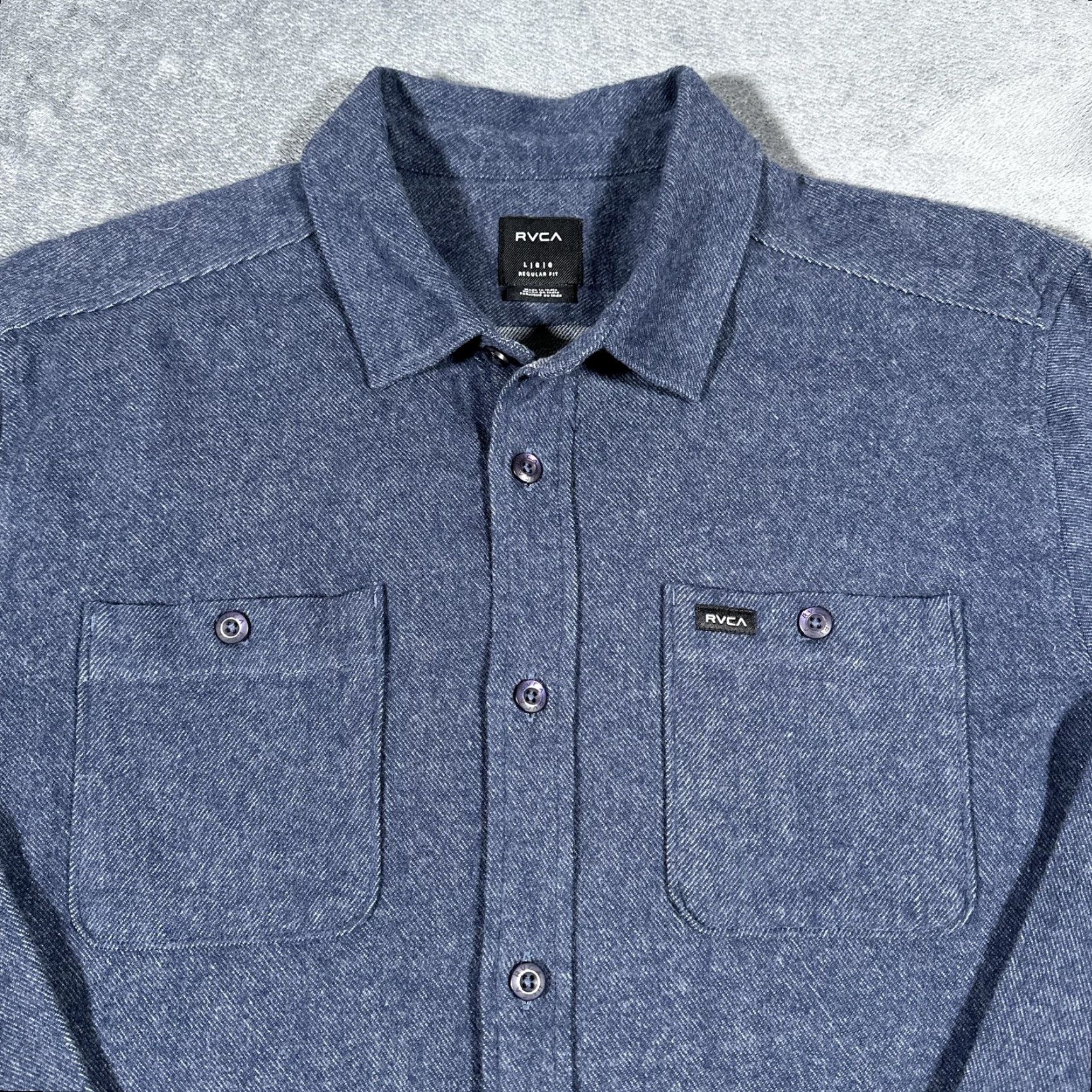 RVCA RVCA Shirt Mens Large Blue Heather Regular Fit Button Front Long Sleeve Casual Pocketed Size US L / EU 52-54 / 3 - 2 Thumbnail