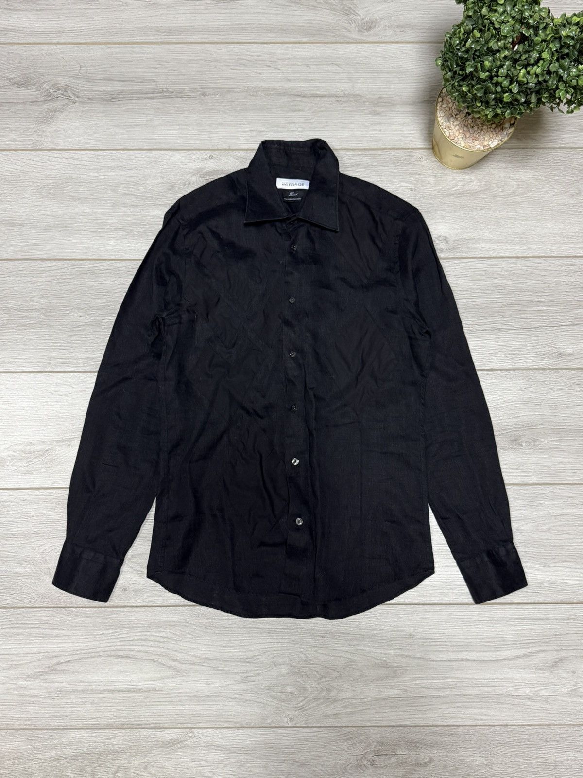 Versace Versace linen patterns shirt buttons v logo Size US M / EU 48-50 / 2 - 5 Thumbnail