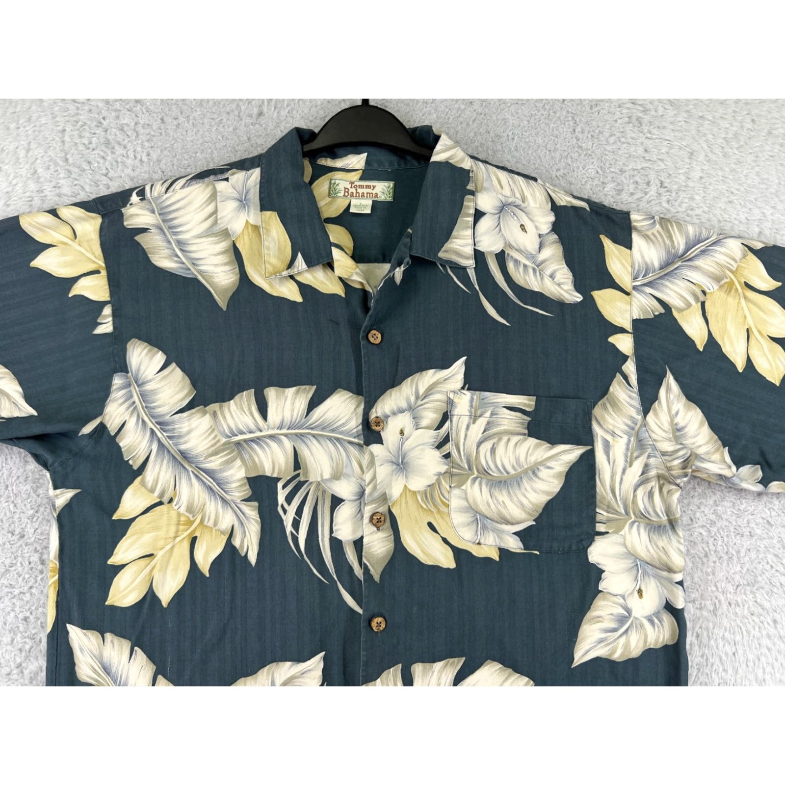 Tommy Bahama Tommy Bahama Shirt Men Large Gray Palm Floral Print Hawaiian Button Up 100% Silk Size US L / EU 52-54 / 3 - 4 Thumbnail