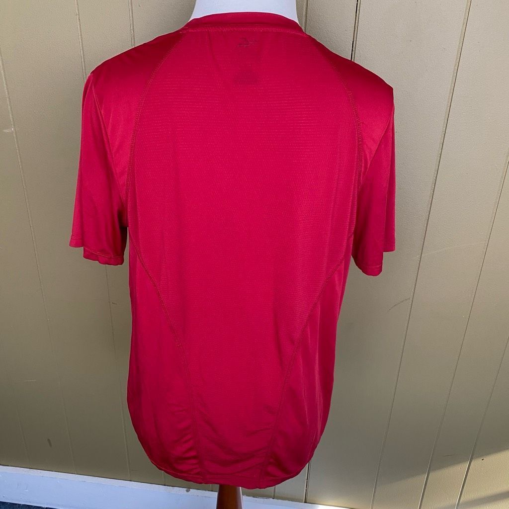 Reebok Reebok men M dry play athletic short sleeve Crewneck shirt r Size US M / EU 48-50 / 2 - 8 Thumbnail