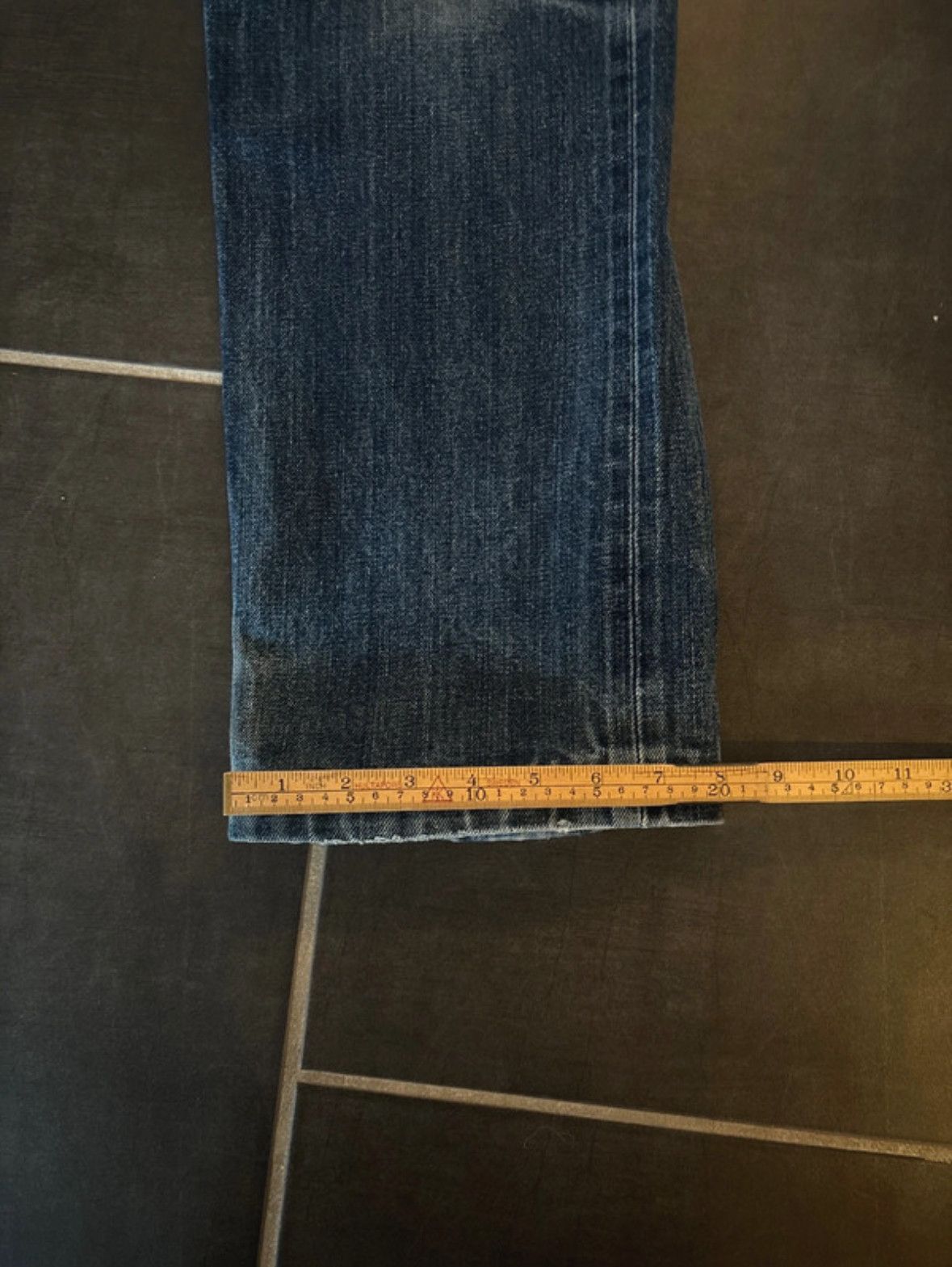 Carhartt 2000s Carhartt, union made, selvedge jeans with buckleback Size US 33 - 9 Thumbnail