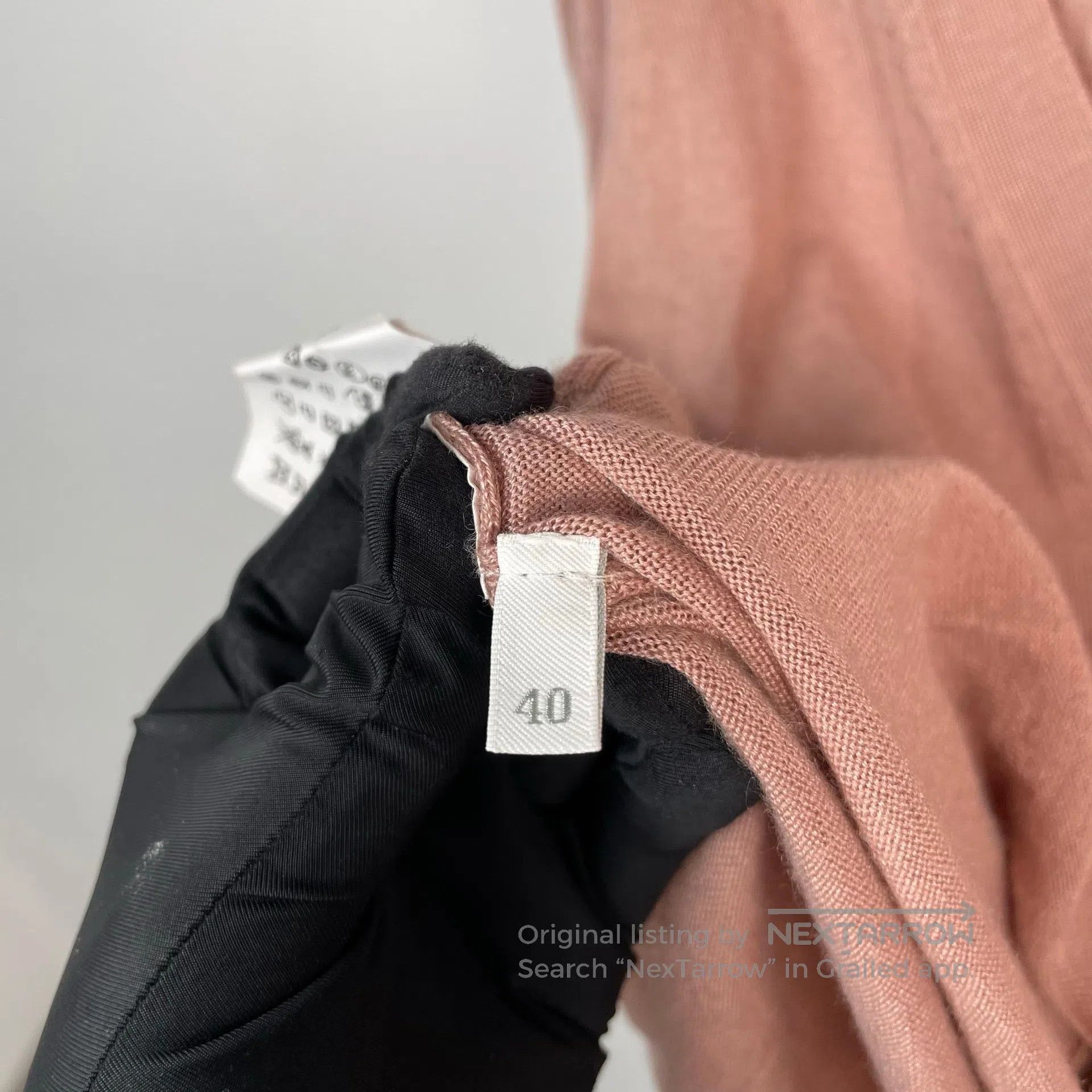 Miu Miu Miu Miu Nude pink V-neck cashmere mulberry silk knitted ca Size S / US 4 / IT 40 - 6 Thumbnail