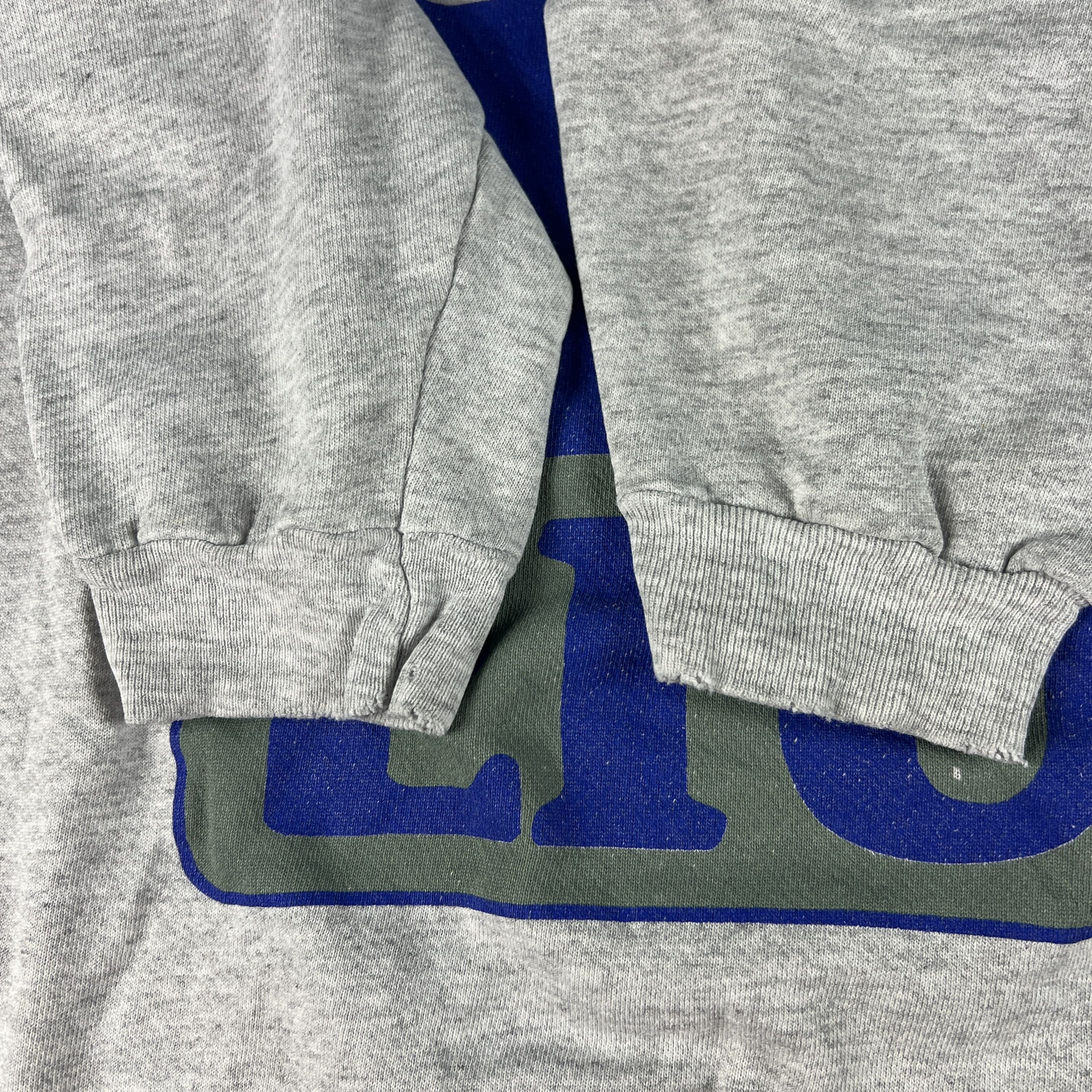 NCAA × Vintage VTG EIU Eastern Illinois Panthers Big Chest Logo Crewneck Size US L / EU 52-54 / 3 - 6 Thumbnail