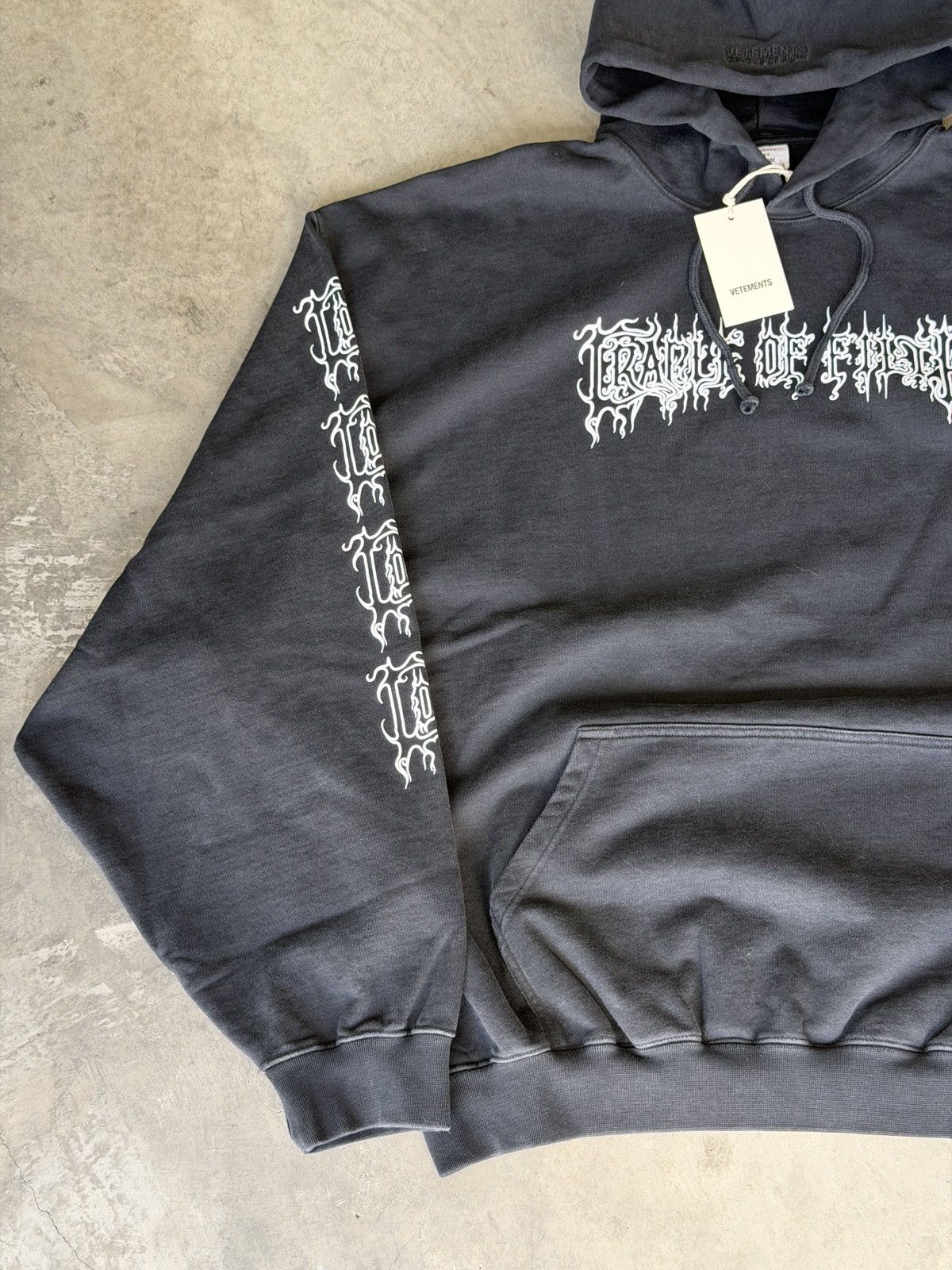 Vetements Vetements x Cradle of filth hoodie Size US L / EU 52-54 / 3 - 2 Thumbnail