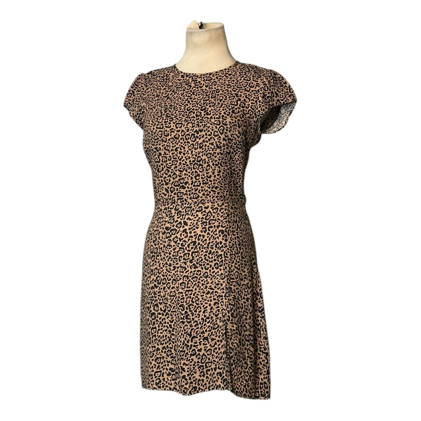Reformation Reformation Lena Leopard Print Mini Dress size 2 Size XS / US 0-2 / IT 36-38 - 10 Thumbnail