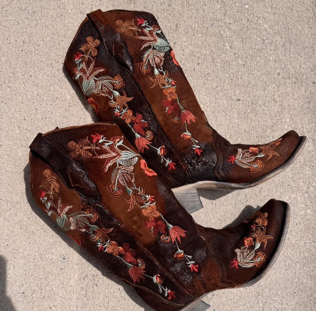 Corral boots