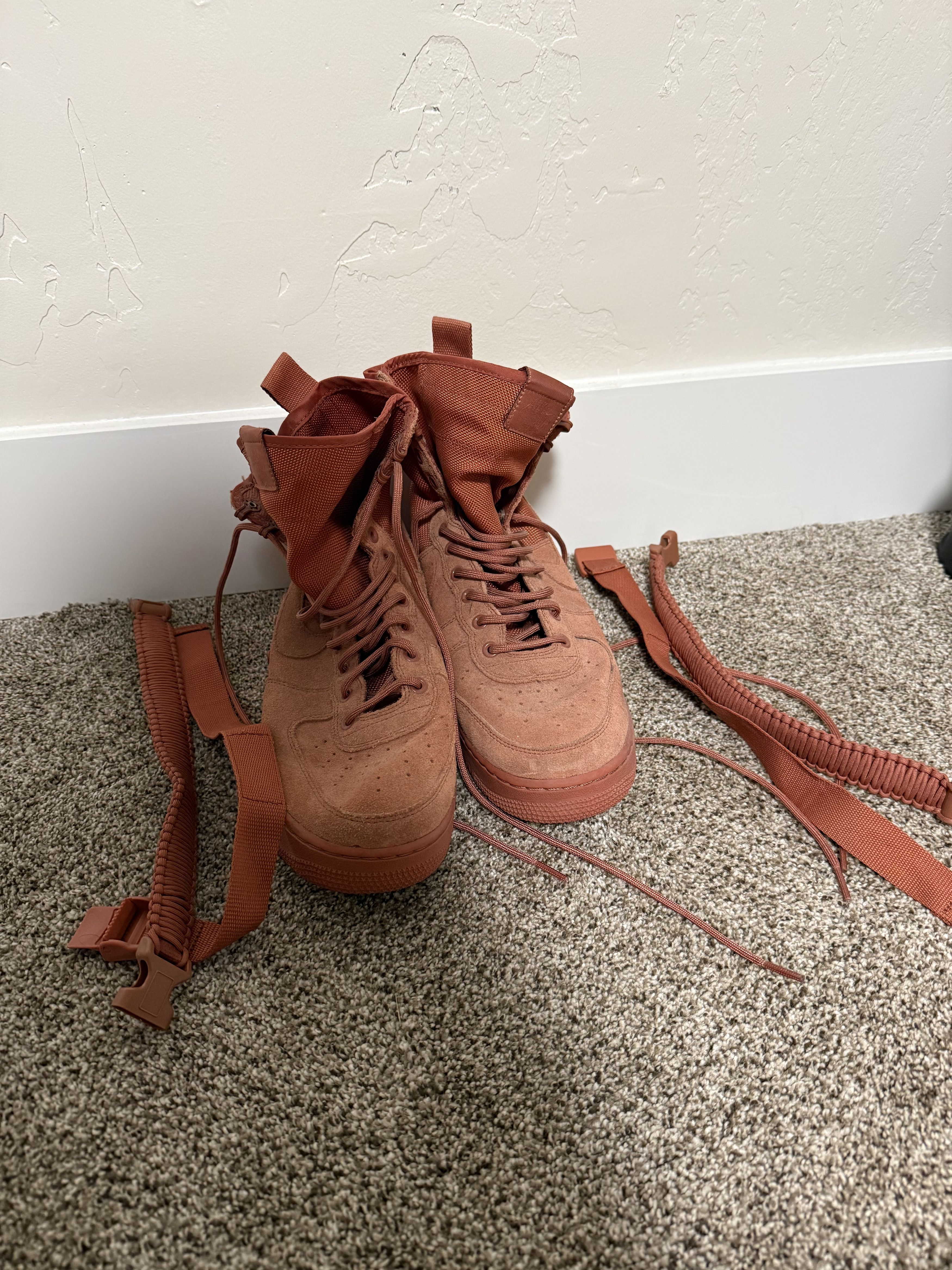 Nike Nike SF Air Force 1 High Dusty Peach Size US 10.5 / EU 43-44 - 1 Thumbnail