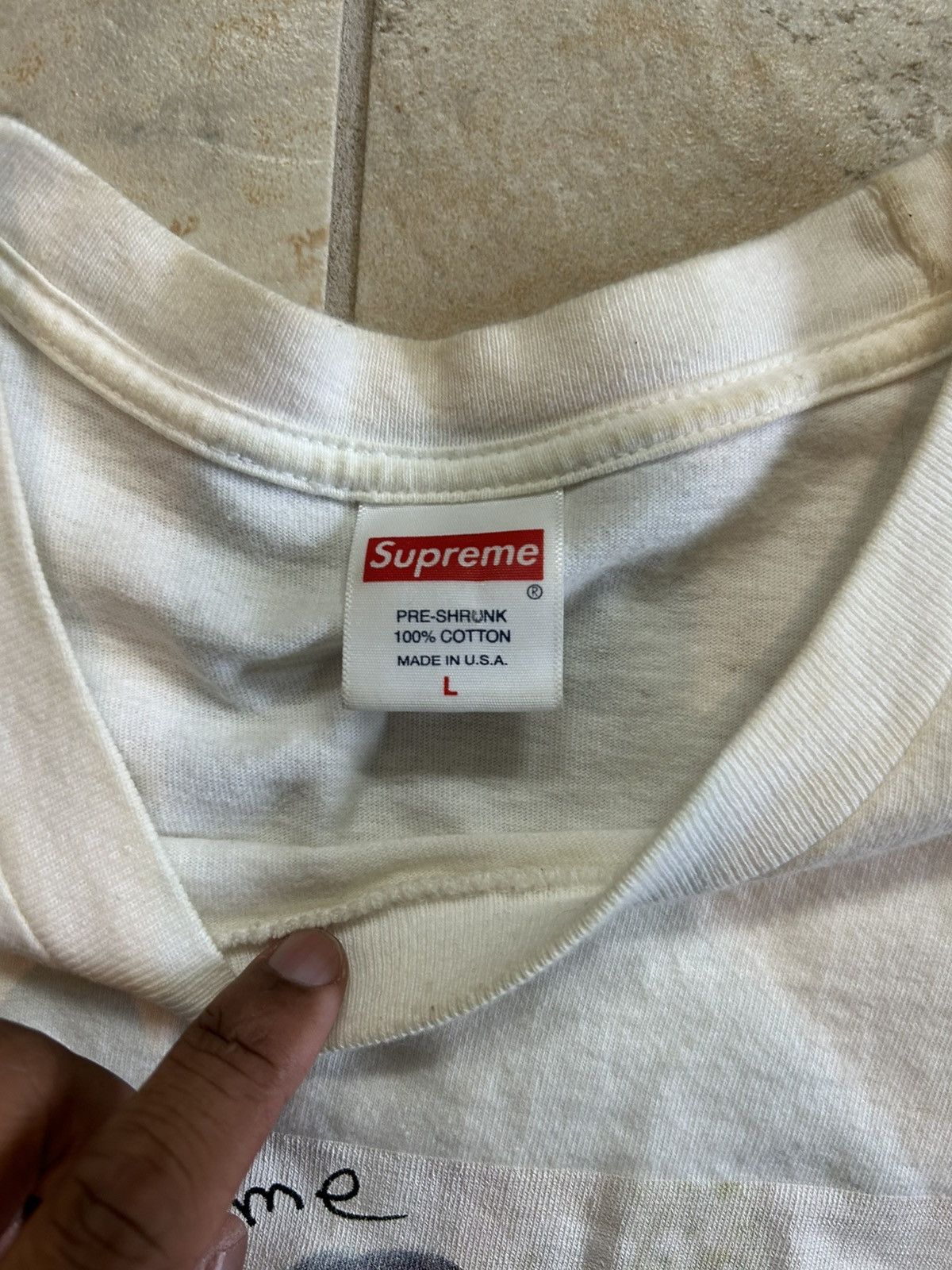 Supreme Supreme Lil Kim Queen Bee white shirt Size US L / EU 52-54 / 3 - 3 Thumbnail