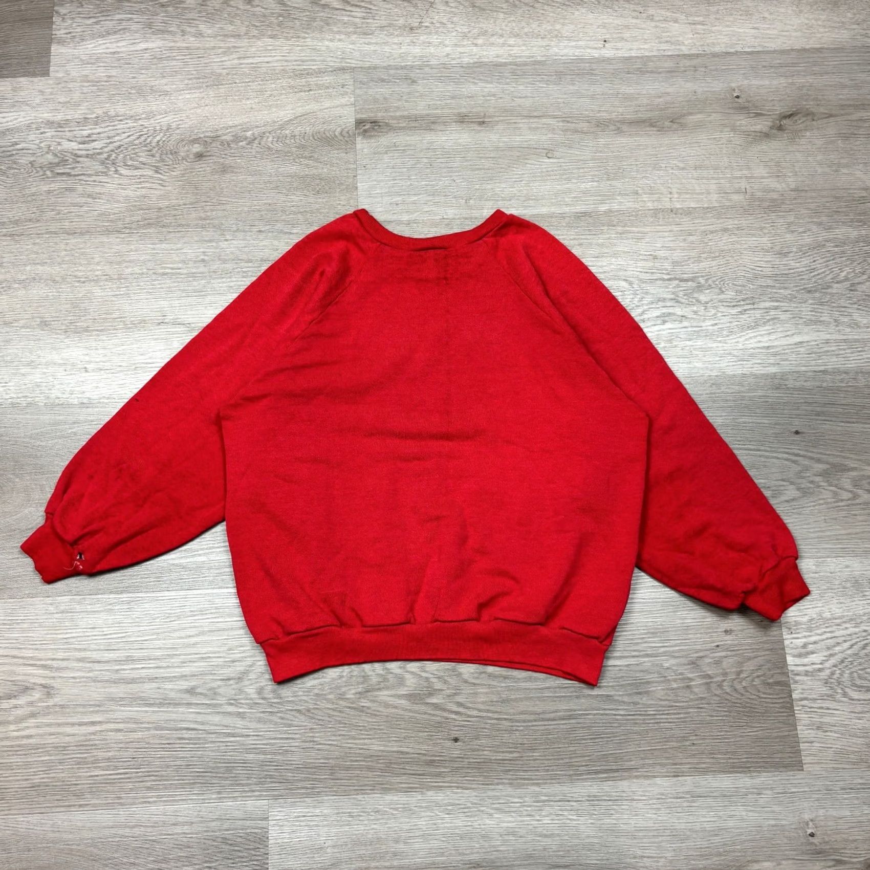 Guess VINTAGE Guess Sweatshirt Red Men's Small Raglan Crewneck 80s Size US S / EU 44-46 / 1 - 3 Thumbnail