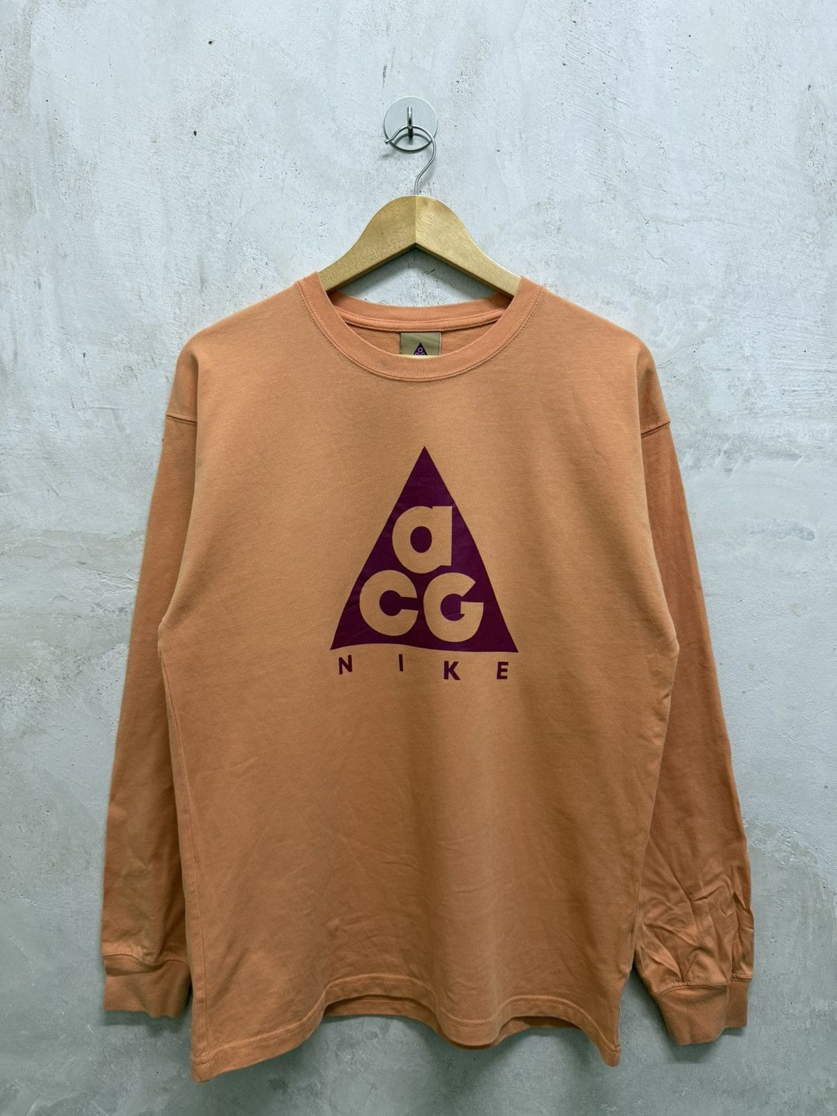 Nike ACG Nike ACG Center Logo Long Sleeve T-Shirt Size US S / EU 44-46 / 1 - 1 Thumbnail