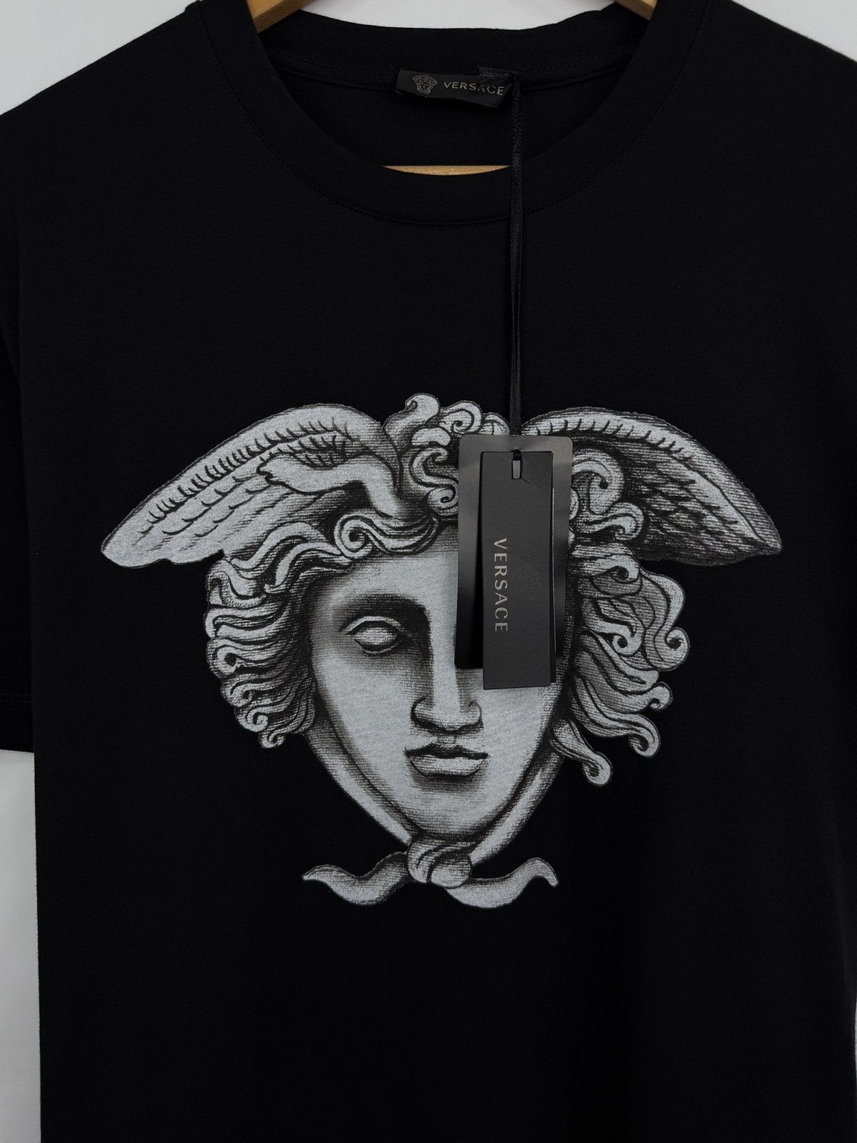 Versace ❗️NEW 🇮🇹 Versace Medusa Portrait T-Shirt Made in Italy Rare Size US L / EU 52-54 / 3 - 4 Thumbnail