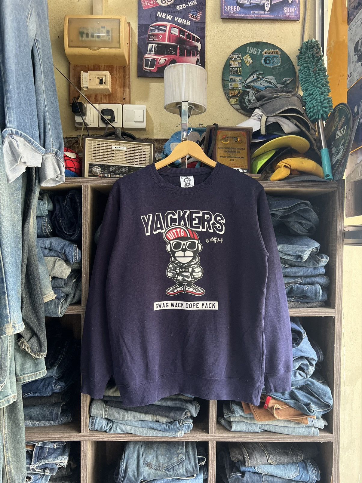 Japanese Brand 🔥UITTG Baby Yackers Crewneck Sweatshirt Size US M / EU 48-50 / 2 - 1 Thumbnail