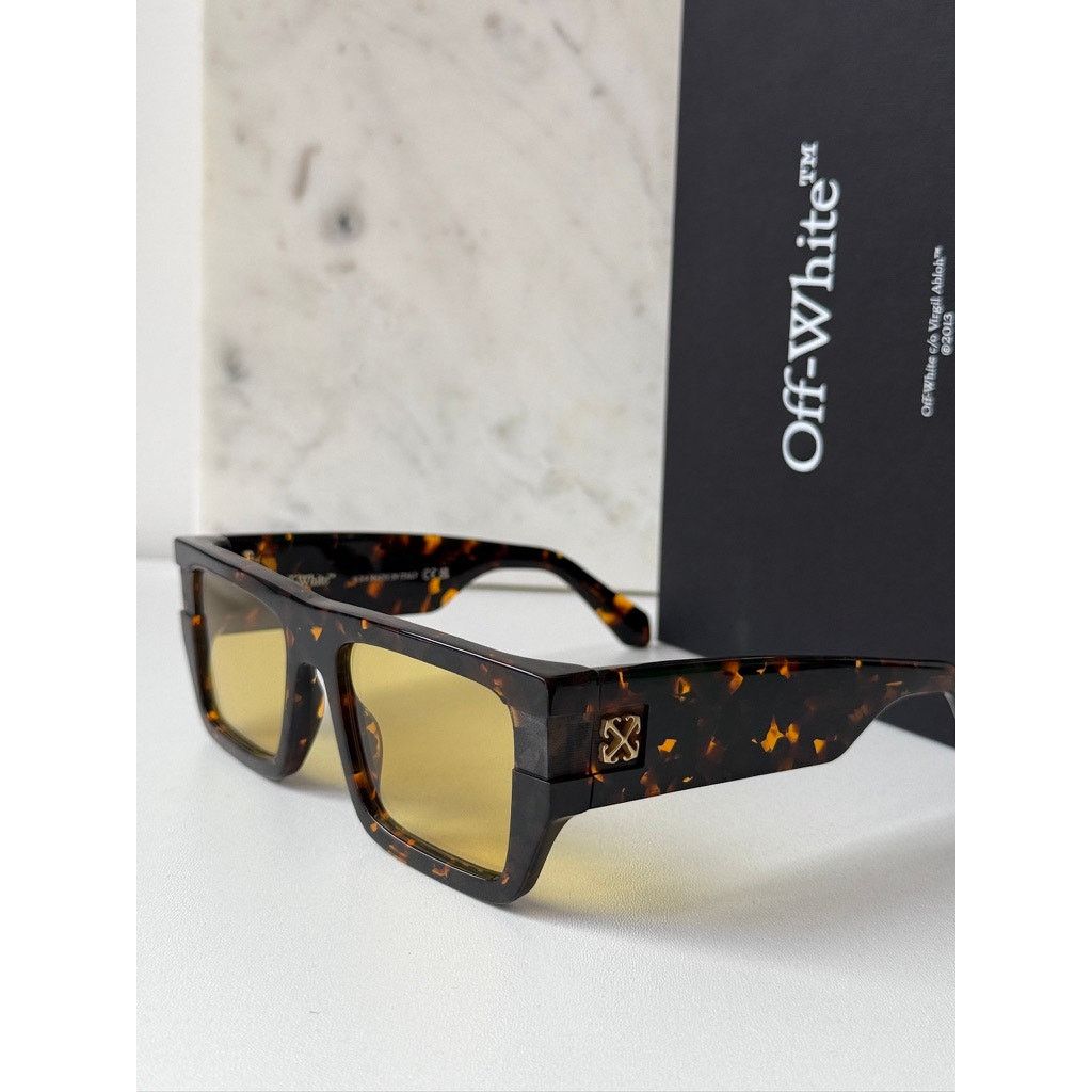 Off-White NEW Off White Chester Brown Yellow Lens Oversized Sunglasses Size ONE SIZE - 2 Thumbnail