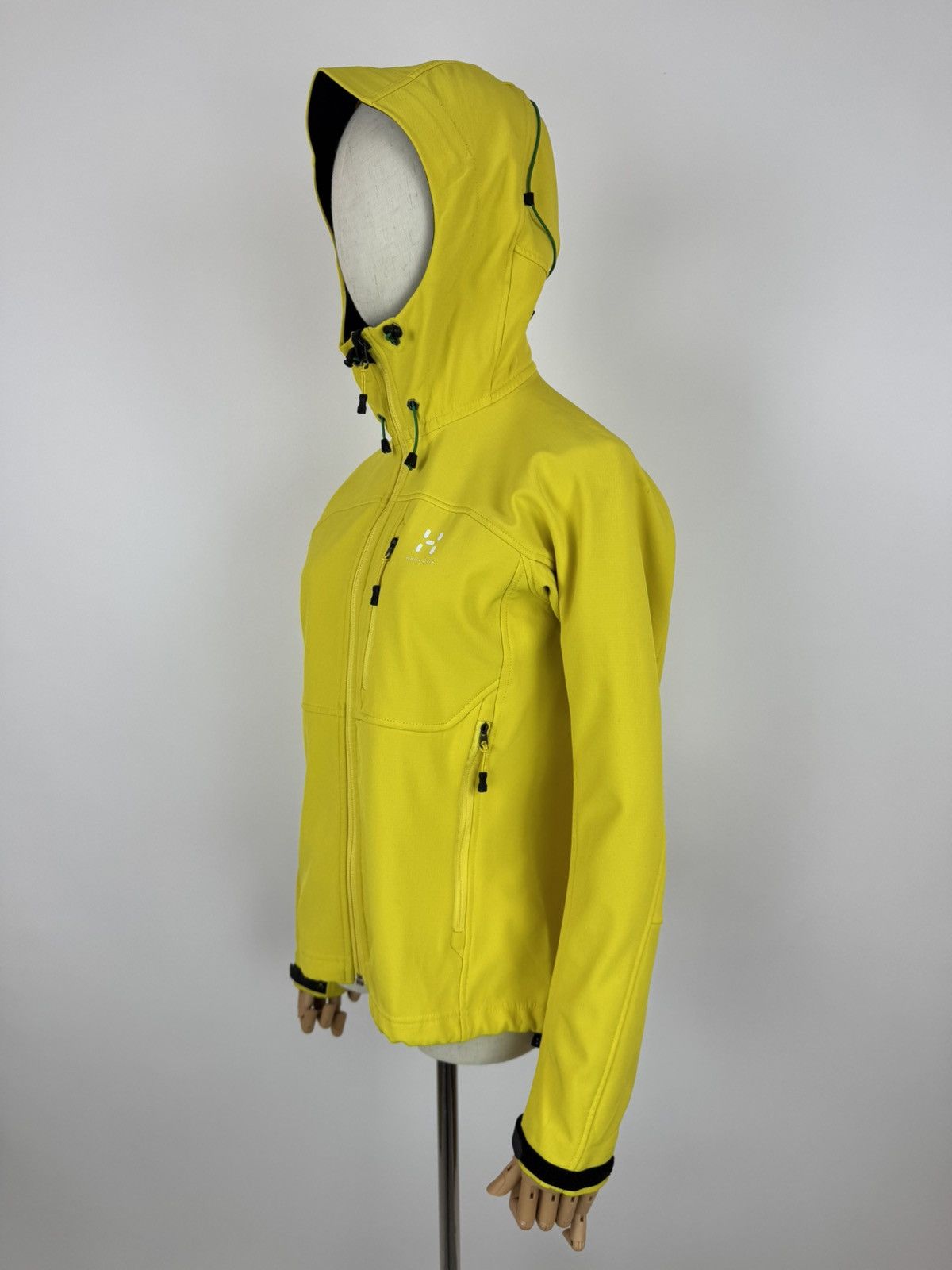 Haglofs Haglofs Softshell Jacket Womens Windstopper gorpcore Hiking Size S / US 4 / IT 40 - 3 Thumbnail