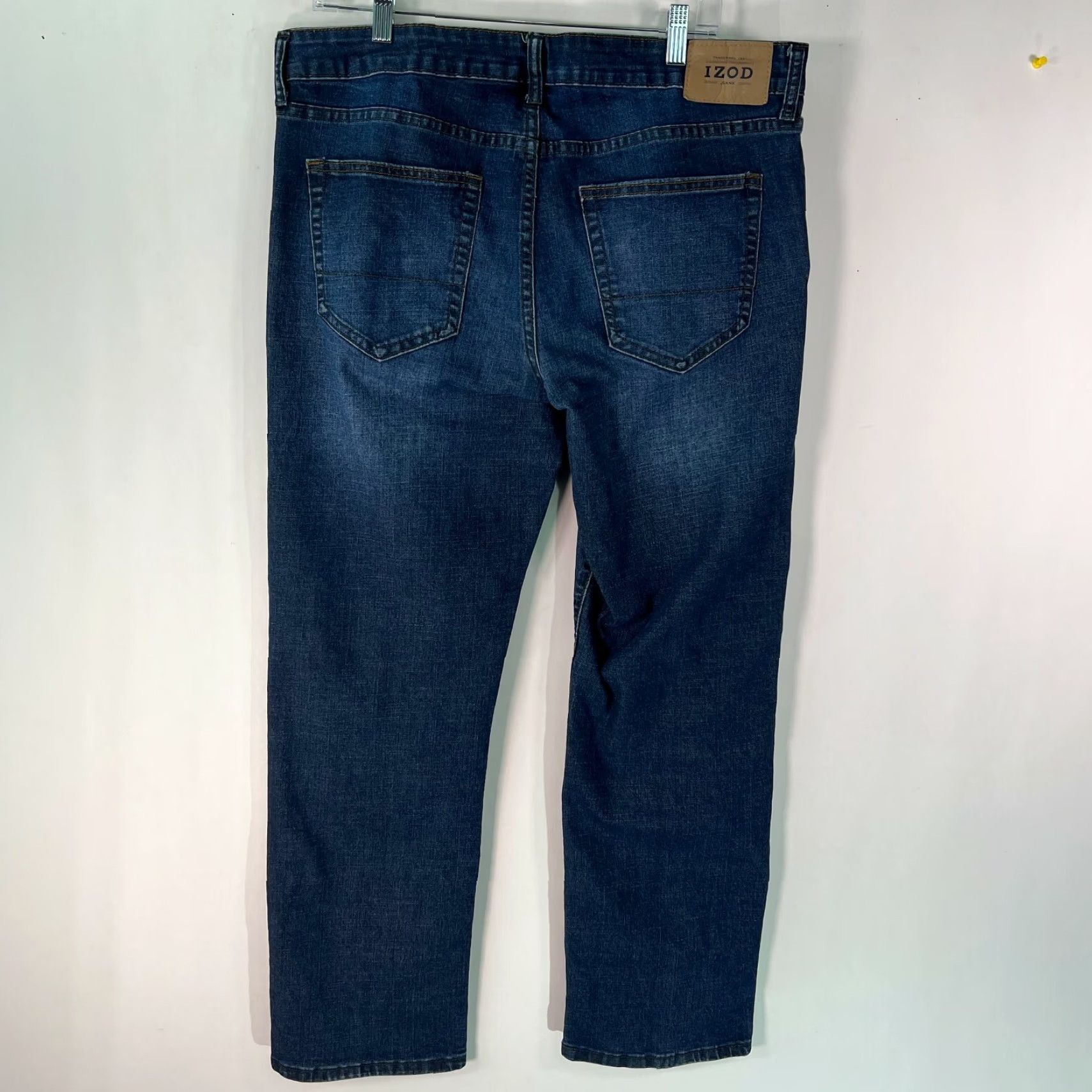Izod Izod Jeans Flat Front Low Rise Straight Leg Blue Denim Size 38X30 Casual Mens Size US 38 / EU 54 - 2 Thumbnail