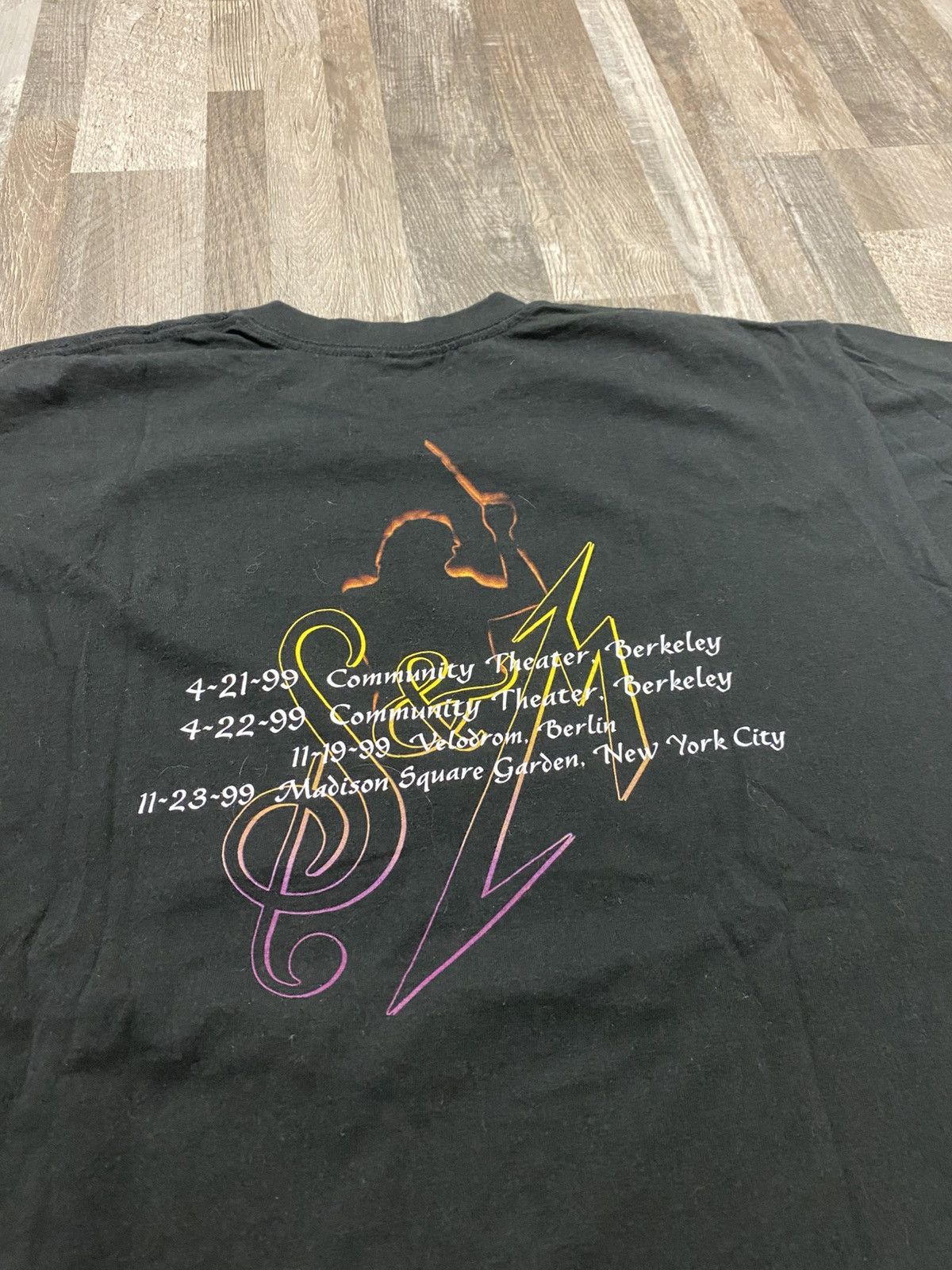 Metallica Vintage 1999 Metallica Giant S&M Tour Band Tee T shirt Grail Size US XL / EU 56 / 4 - 8 Thumbnail