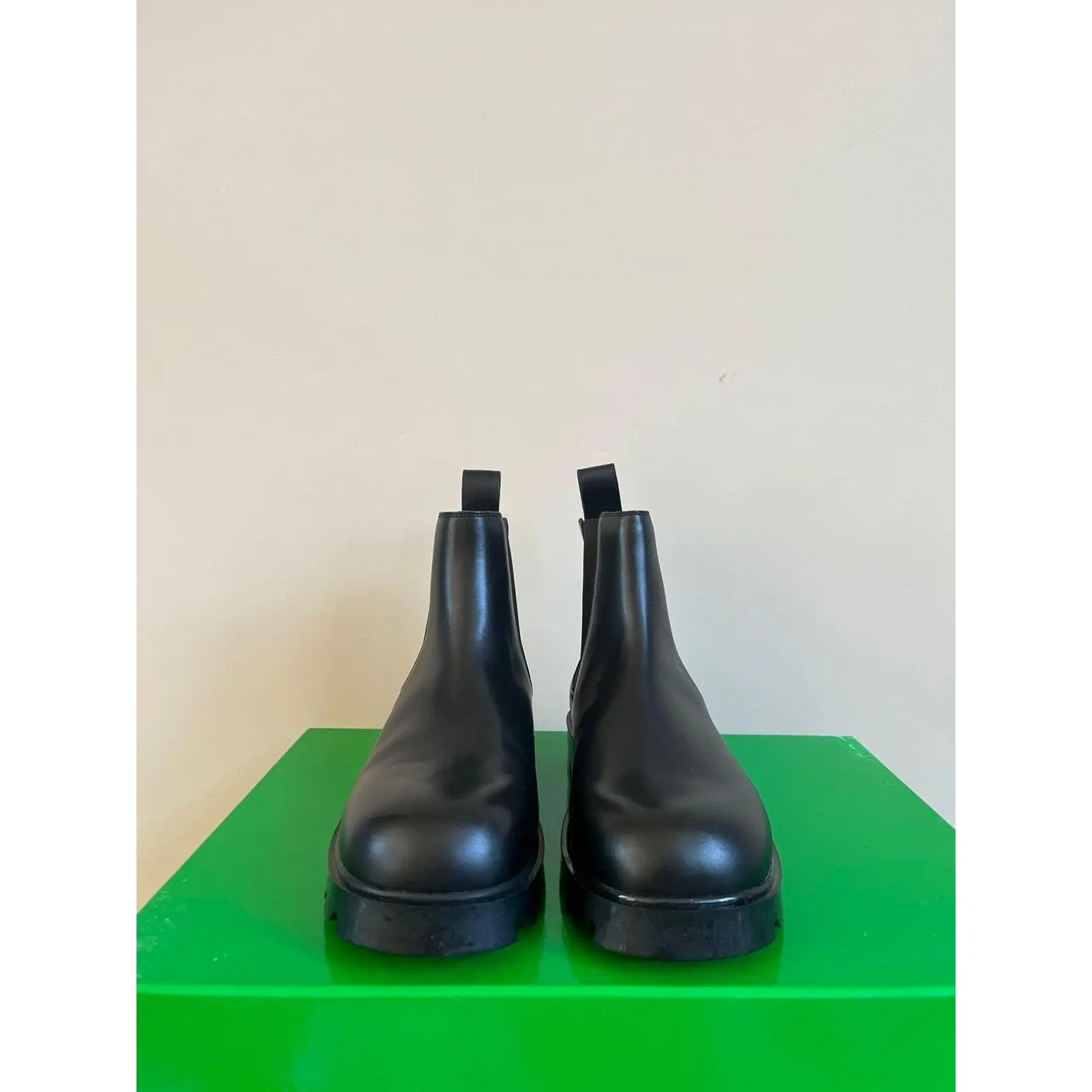 Bottega Veneta o1rshd1 Q:2 / Ankle Boots in Shibuya Calfskin Size US 8 / EU 41 - 9 Thumbnail