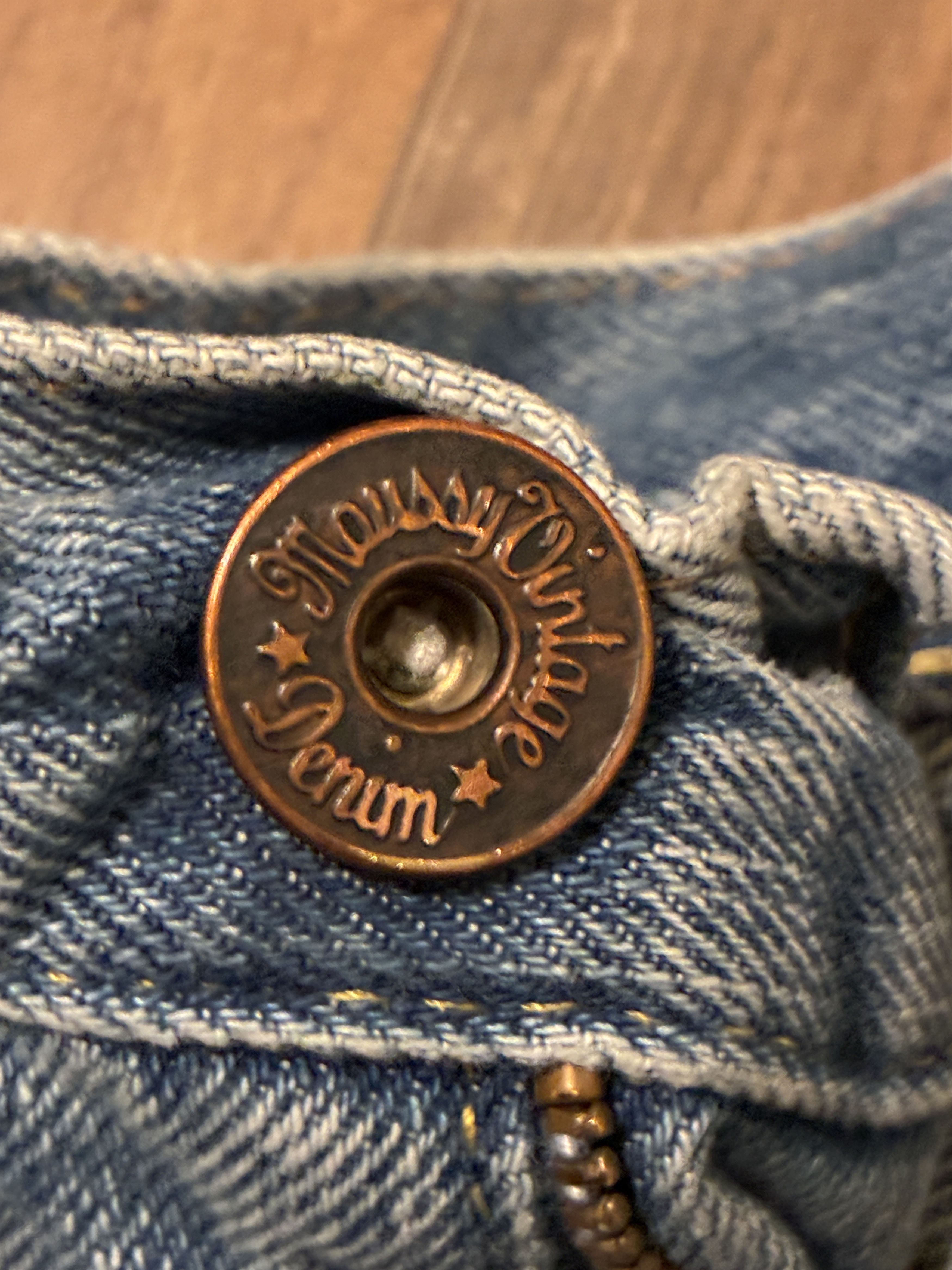 MOUSSY Moussy Vintage Denim Shorts 2 Distressed Frayed Jean Y2K Size 26" / US 2 / IT 38 - 2 Thumbnail