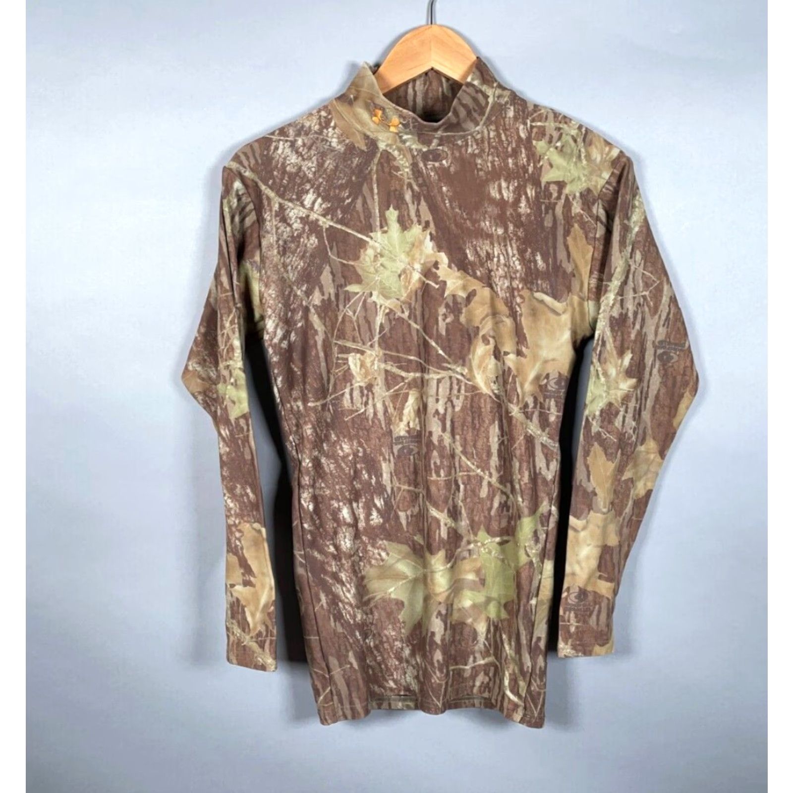 Under Armour Under Armour Shirt Adult Large Mossy Oak Breakup Camouflage Mock Neck Base Layer Pullover Long Sleeve Nylon Polyester Spandex Lightweight Regular Men Size US L / EU 52-54 / 3 - 2 Thumbnail