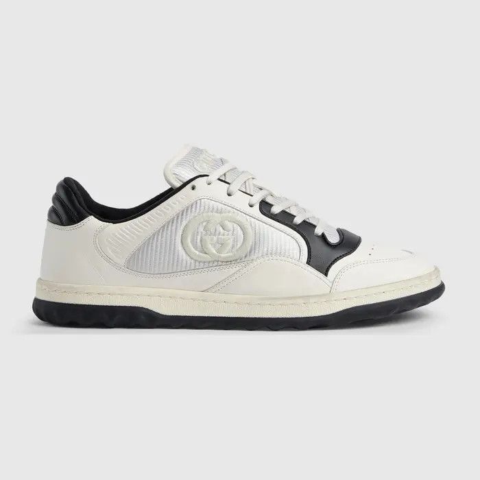 o1s1wg110425 MAC80 Low-Top Sneakers in White & Black