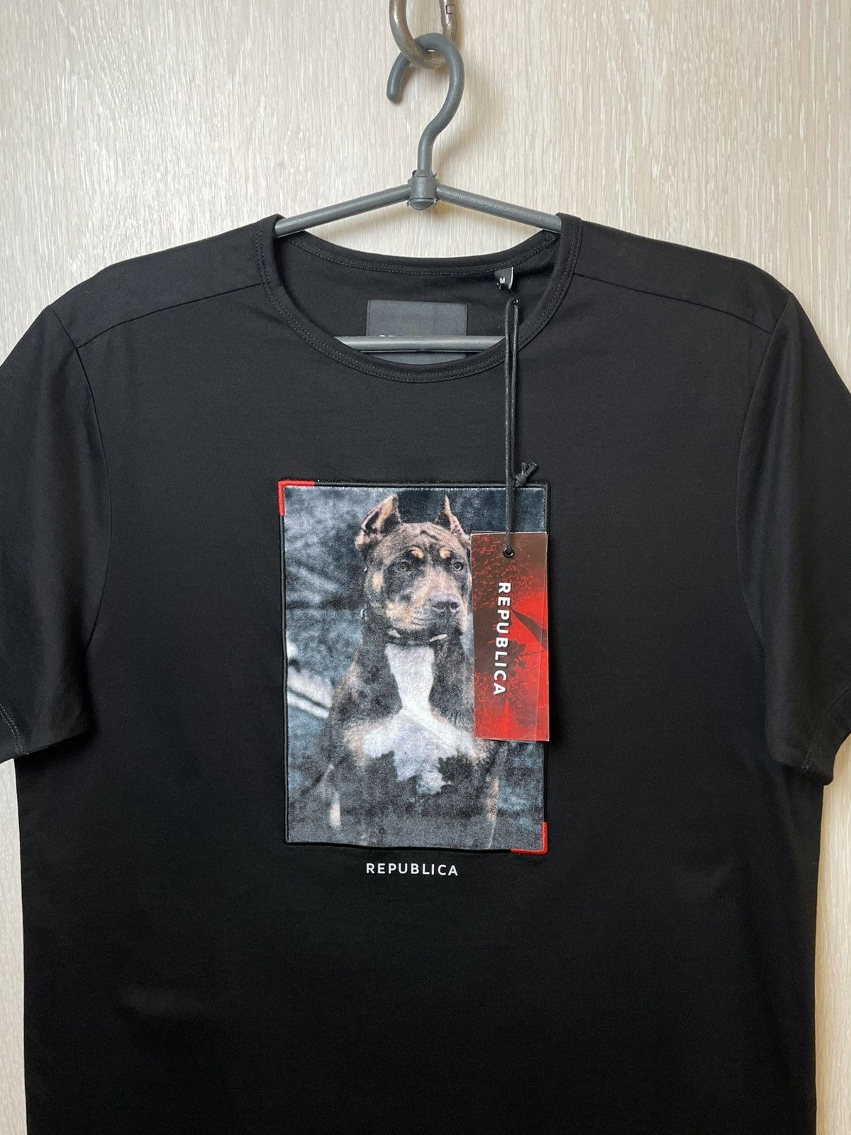 Band Tees REPUBLICA MERCERISED DOG ART TSHIRT Size US M / EU 48-50 / 2 - 2 Thumbnail