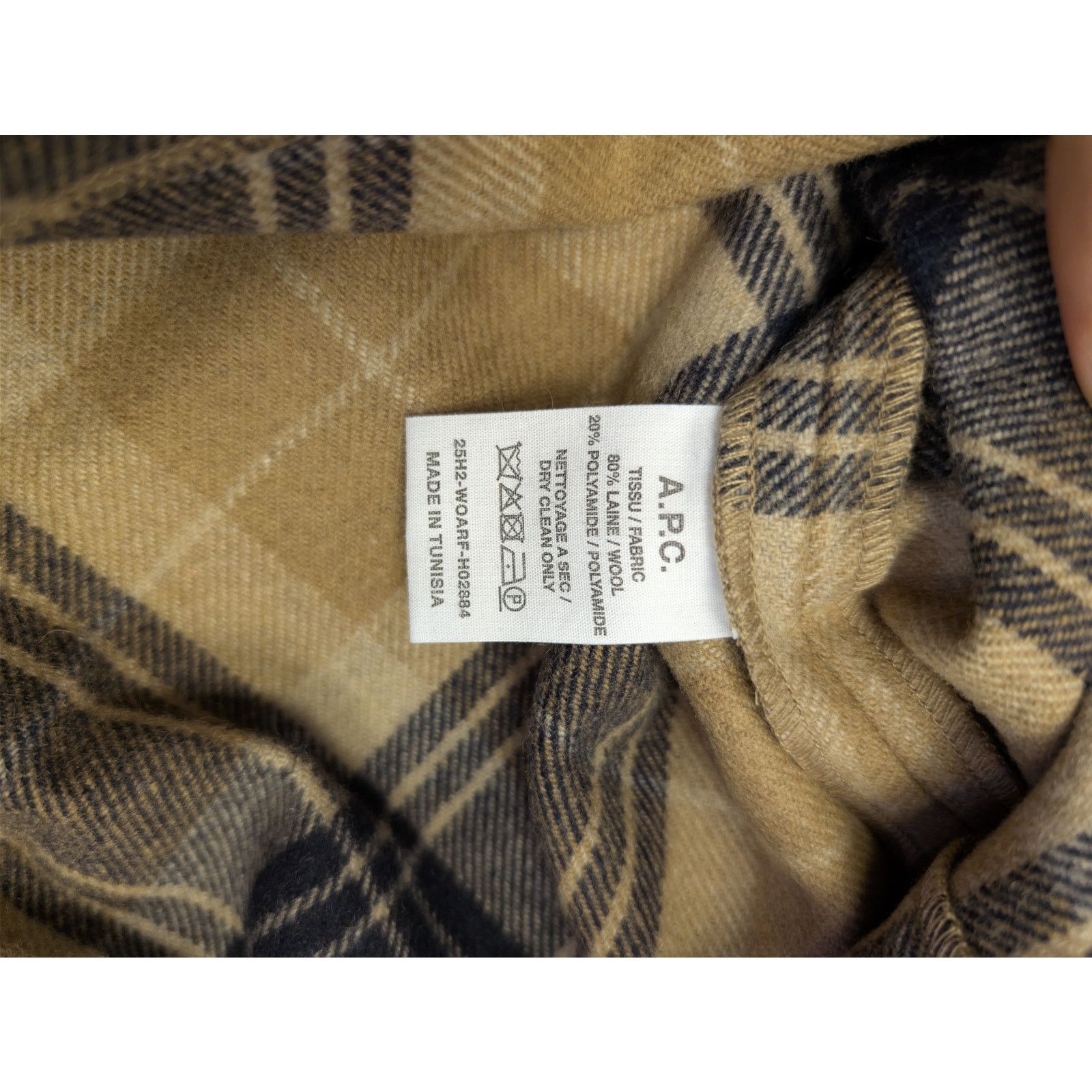 A.P.C. o1rshd1 Surchemise Bobby Button up Shirt in Dark Navy/Beige Size US M / EU 48-50 / 2 - 17 Thumbnail
