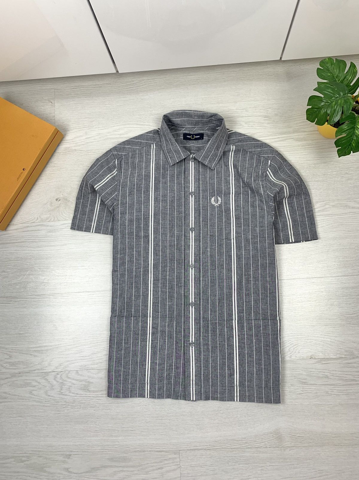 Fred Perry Fred Perry Short Sleeve Pockets Button Shirt Mens Size S Size US S / EU 44-46 / 1 - 1 Thumbnail