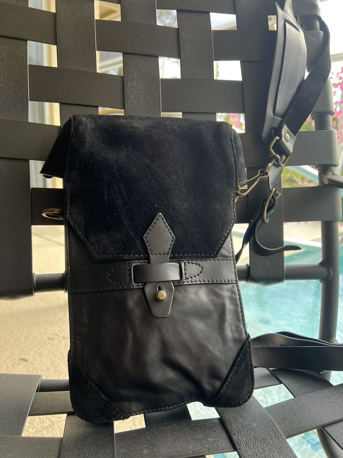 Cloak Cult favorite Cloak NYC deadstock messenger bag. Size ONE SIZE - 2 Thumbnail