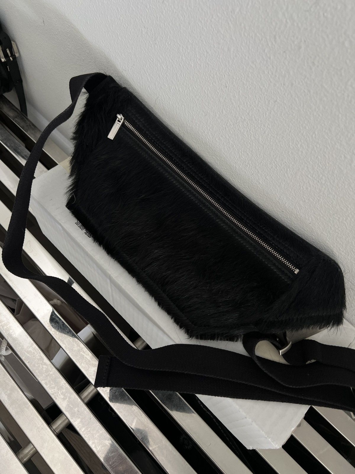 Rick Owens FW23 Luxor - Lambskin & Cow Fur bumbag Size ONE SIZE - 5 Thumbnail