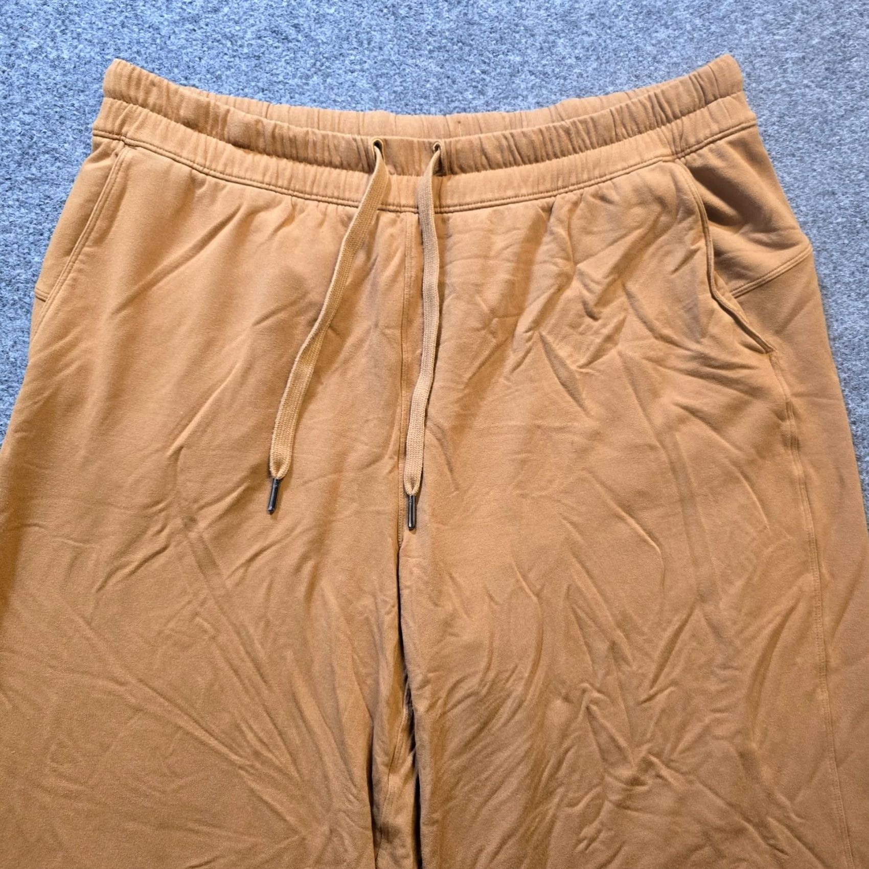 Lululemon VINTAGE? No. Size 34" / US 12 / IT 48 - 3 Thumbnail