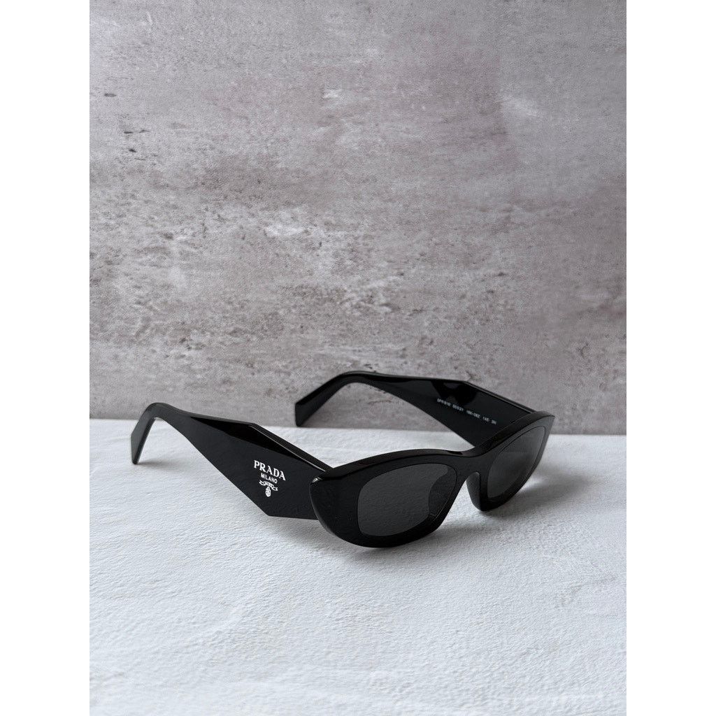 Prada NEW Prada PR B16S Sunglasses in Black $489 Size ONE SIZE - 5 Thumbnail