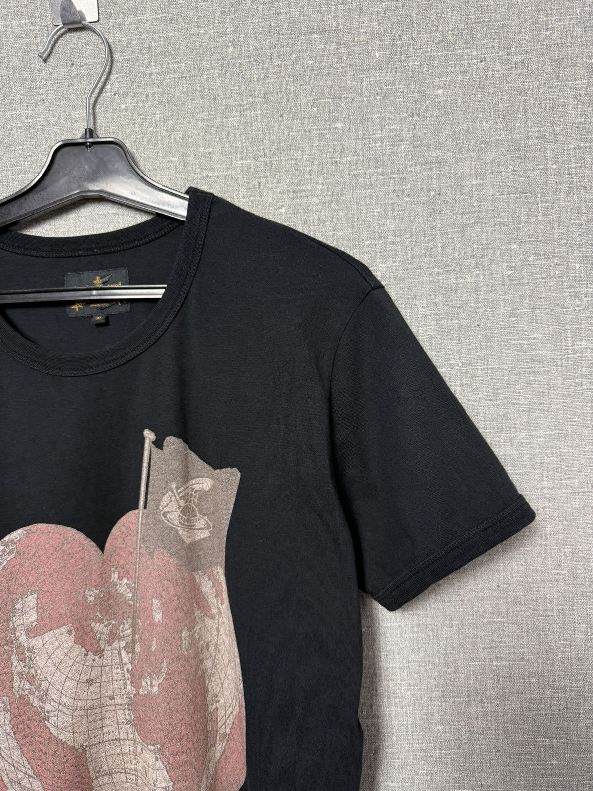 Vivienne Westwood Vivienne Westwood Aglomania Black Heart World Print T-Shirt Size US M / EU 48-50 / 2 - 4 Thumbnail