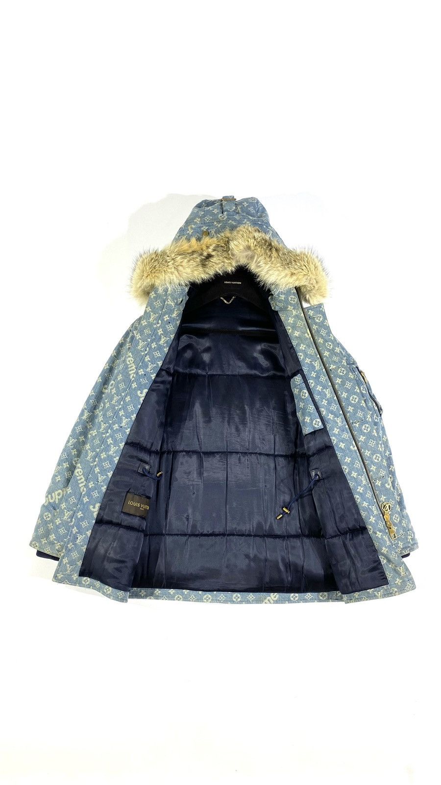 Louis Vuitton × Supreme Louis Vuitton X Supreme 46 Parka Denim Blue Monogram Size US S / EU 44-46 / 1 - 3 Thumbnail