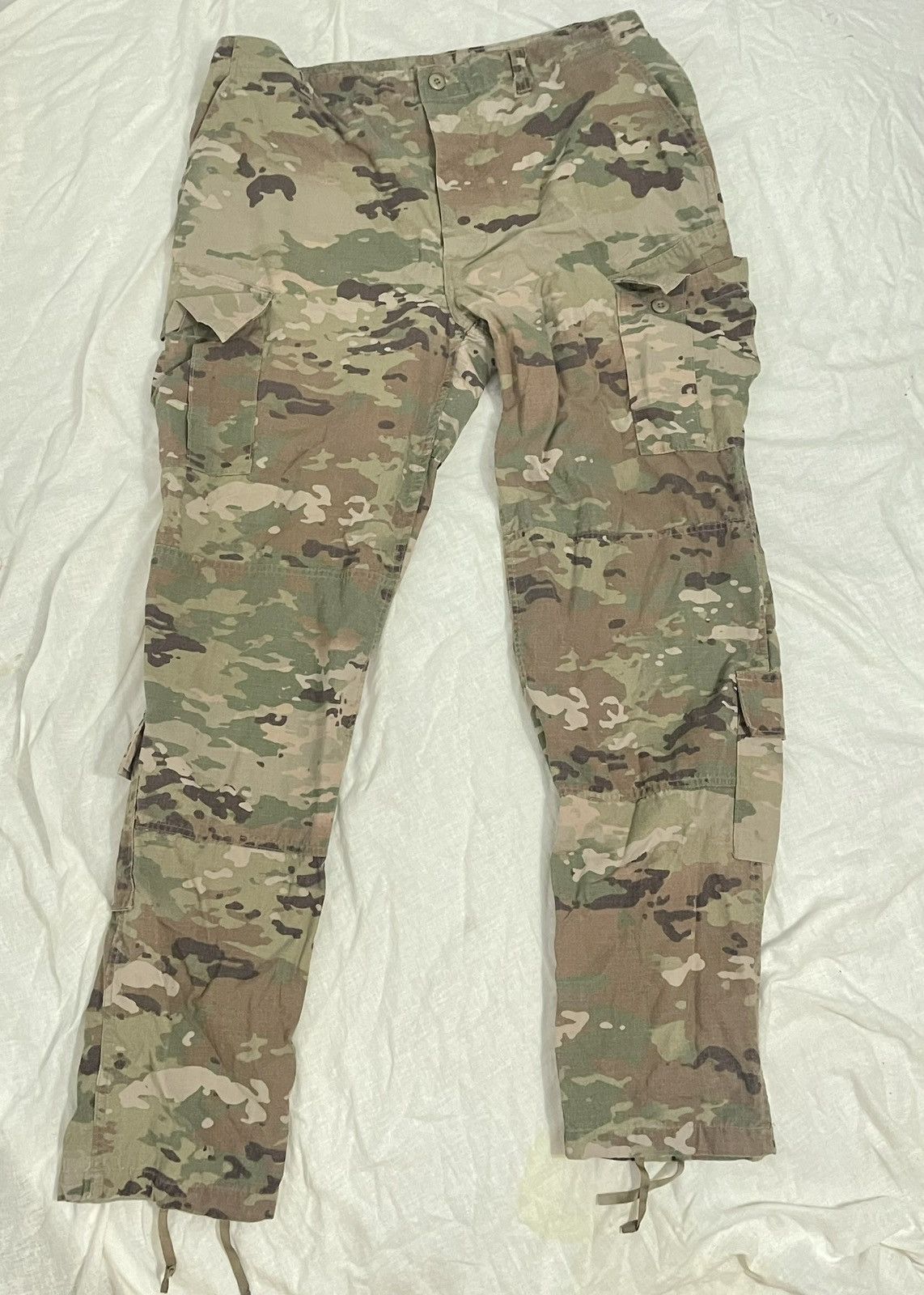 Other US Army Issue Camo Pants OCP Flame Resistant (X-Long) Size US 41 - 1 Thumbnail