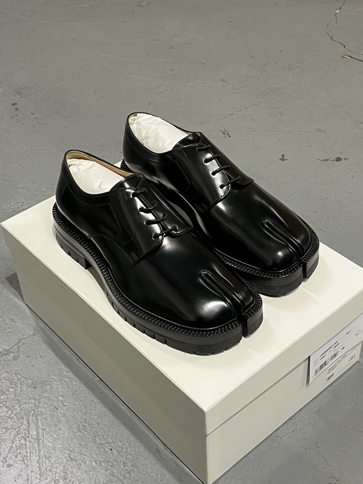 image of Maison Margiela Tabi Country Lace-Up Shoes in Black, Women's (Size 8)
