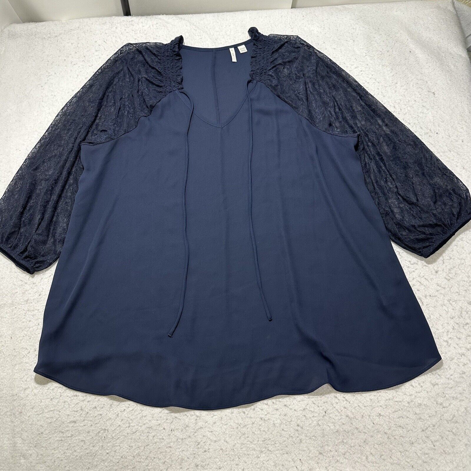 Other Est 1946 18/20W Navy Blue V-Neck Lightweight Blouse Top Size XXL / US 16-18 / IT 52-54 - 1 Thumbnail