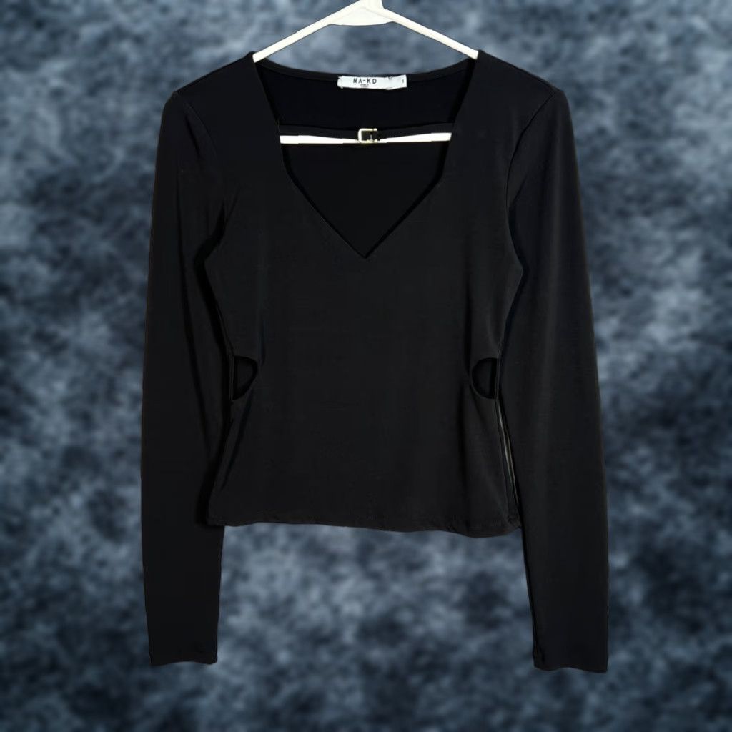 Vintage VINTAGE NA-KD Womens Size Small Black Long Sleeve Top With V-Neck Cutout Shirt Womens S Black V-Neck Long Sleeve Size S / US 4 / IT 40 - 1 Thumbnail