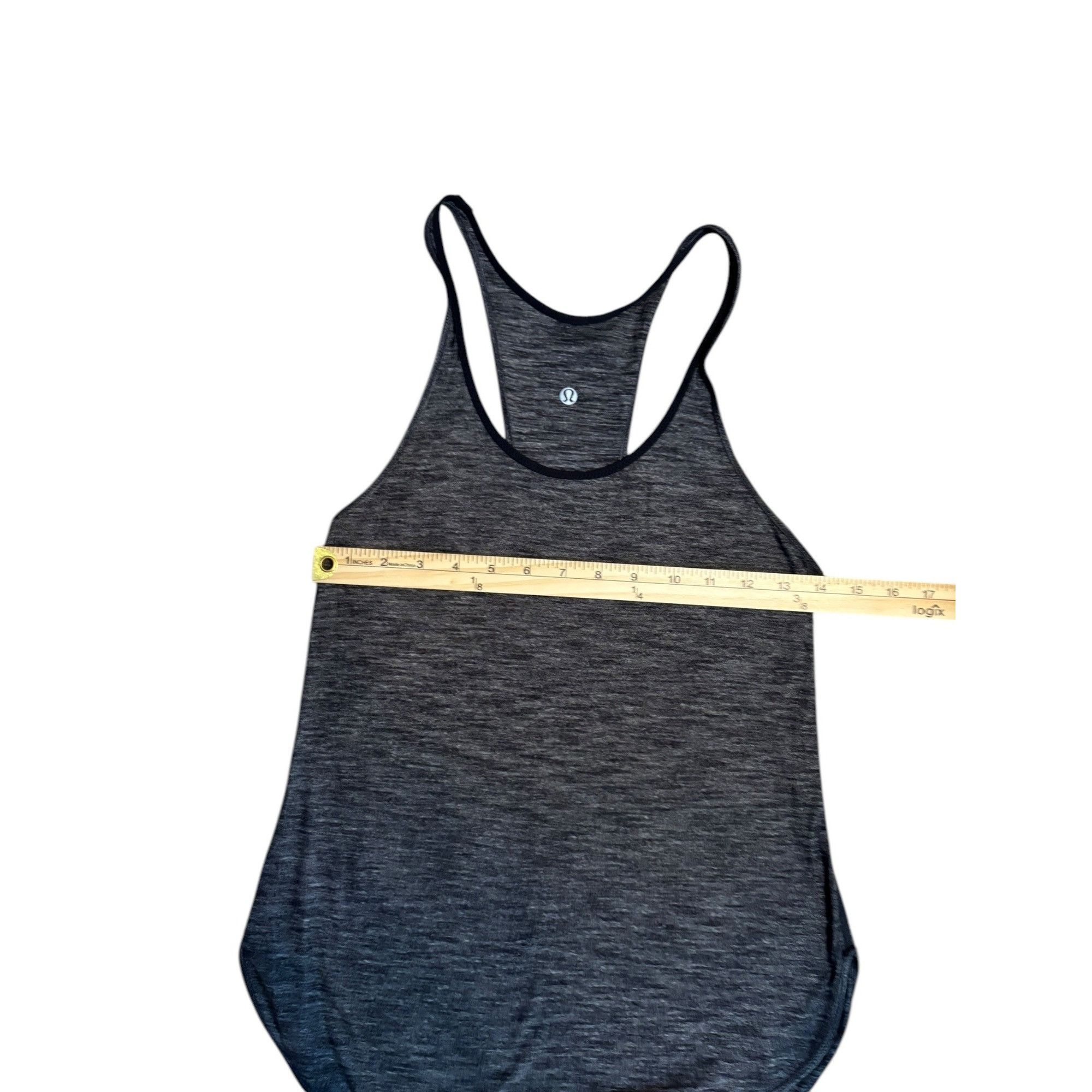 Lululemon Lululemon Heathered Gray Racerback Tank Top Size 6 Size M / US 6-8 / IT 42-44 - 4 Thumbnail