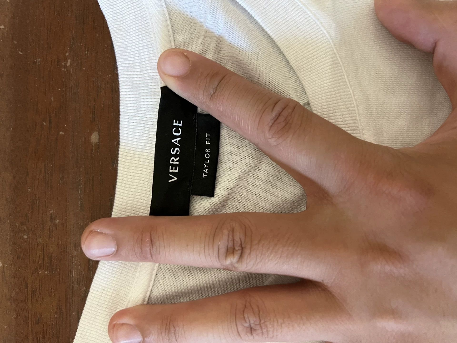 Versace Versace 2022 Embroidered Logo L Tee (Size Tag Cut, Like New) Size US L / EU 52-54 / 3 - 2 Thumbnail