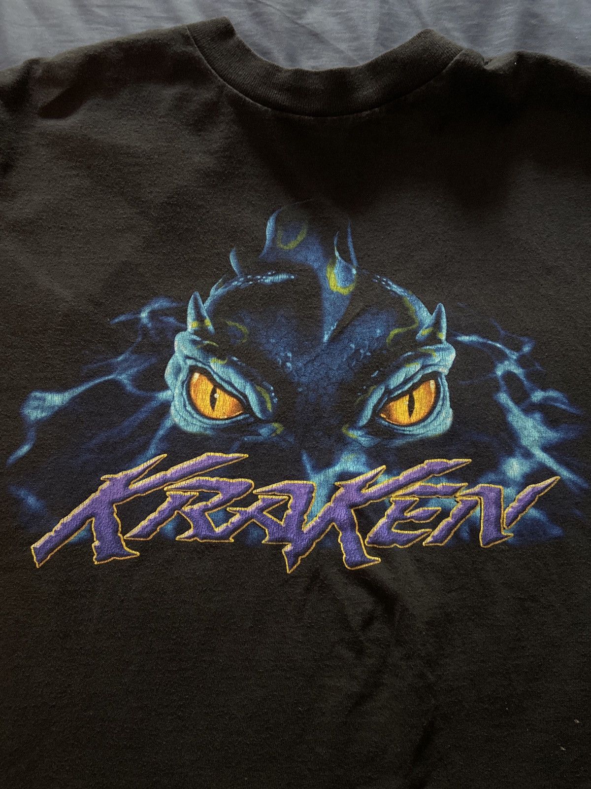 Vintage Kraken Seaworld Theme Park Graphic T Shirt Size US M / EU 48-50 / 2 - 2 Thumbnail