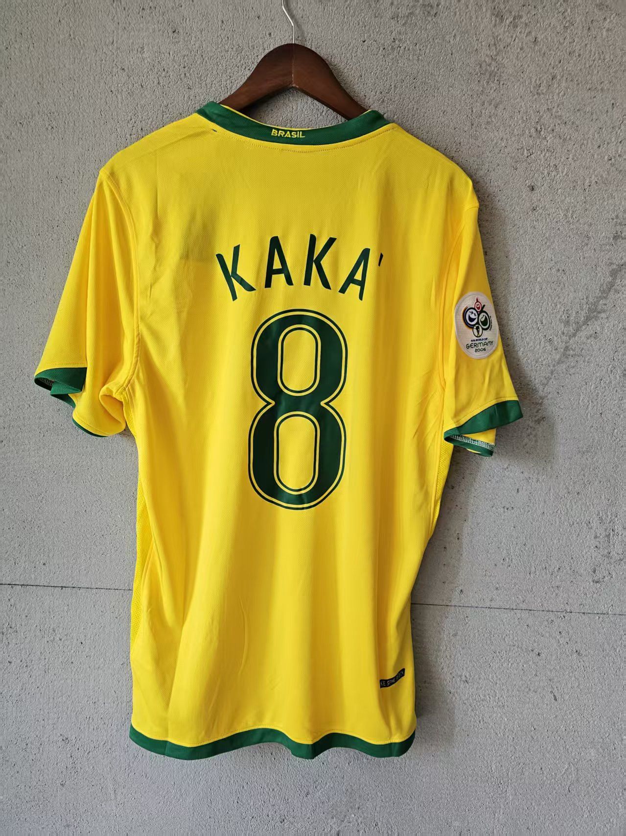Other 2006 Brazil #8 Kaka Jersey Home Size US L / EU 52-54 / 3 - 2 Thumbnail