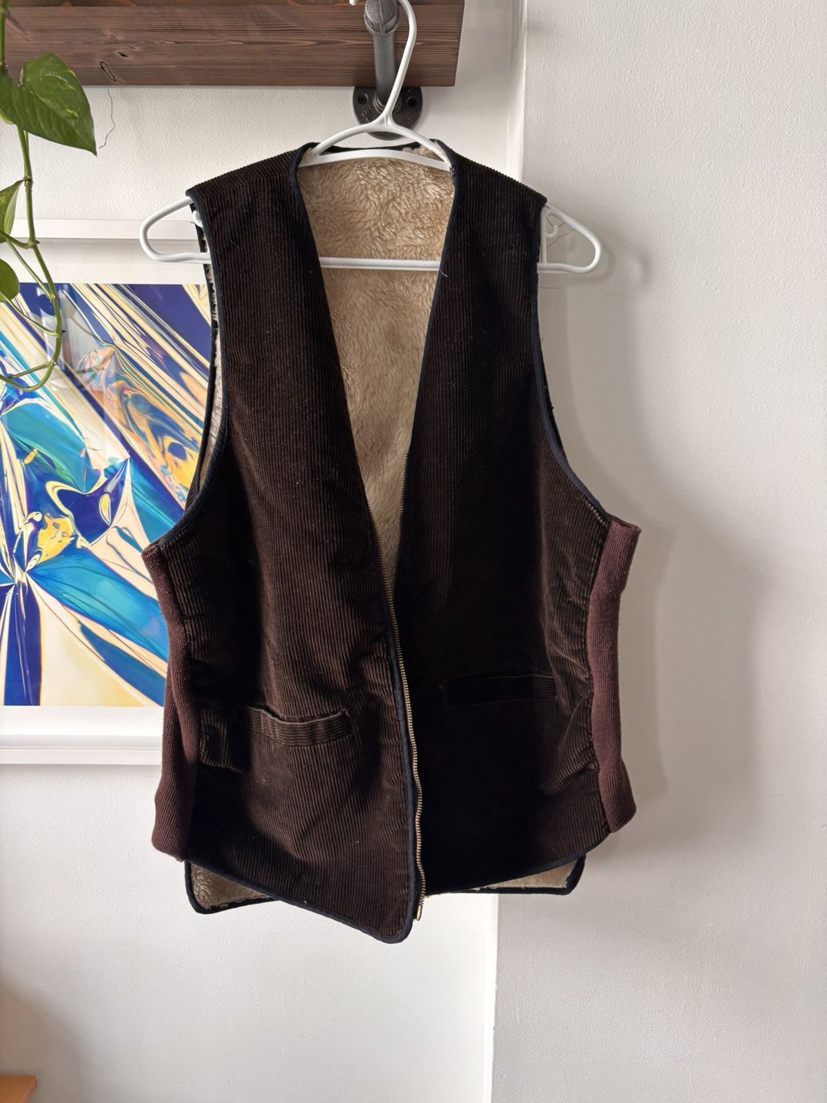 Vintage Vintage Brown Corduroy Shearling Vest Size US L / EU 52-54 / 3 - 1 Thumbnail