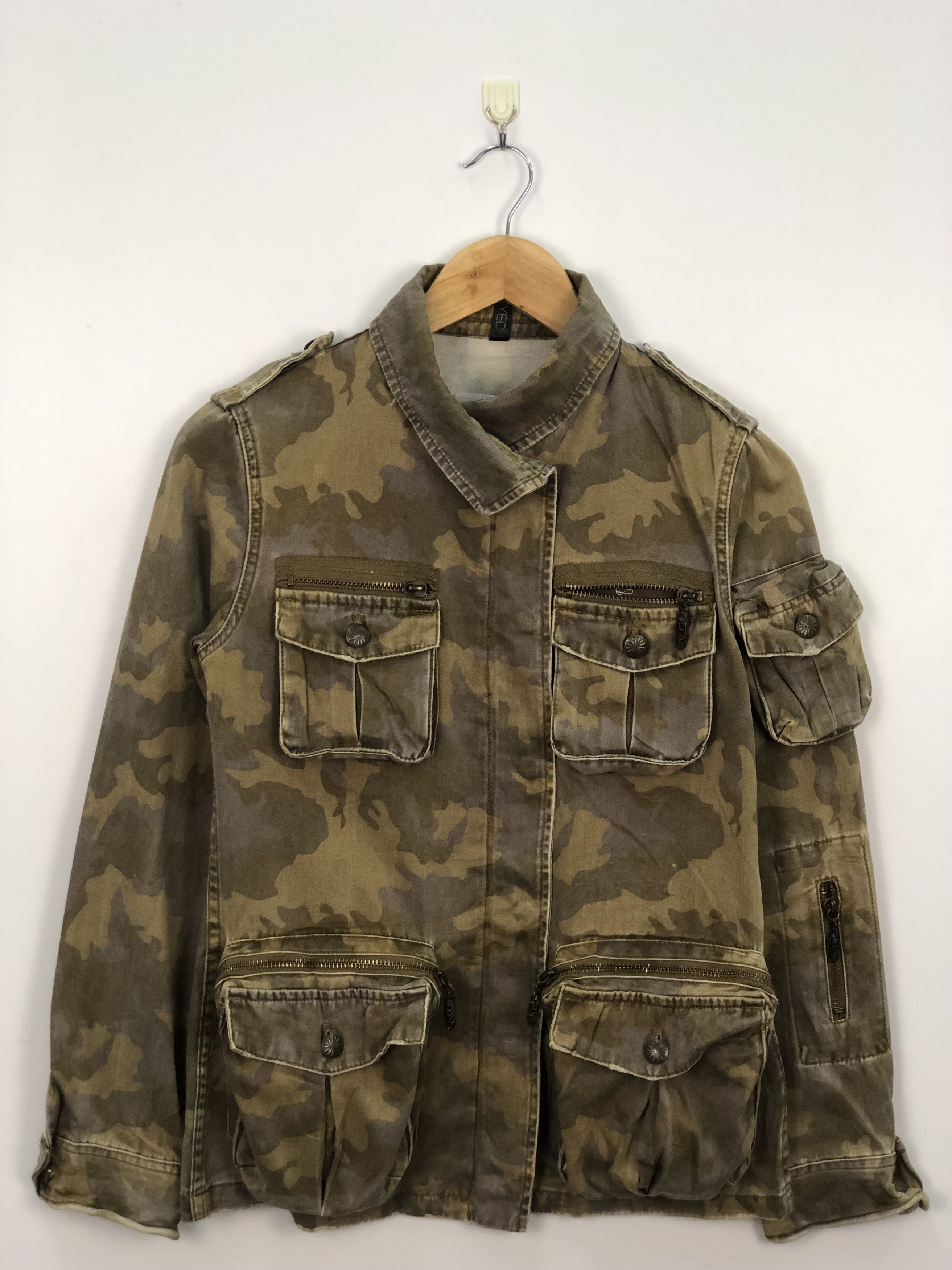 Japanese Brand Japanese Brand Camo Multipocket Jacket J0239 Size US M / EU 48-50 / 2 - 1 Thumbnail