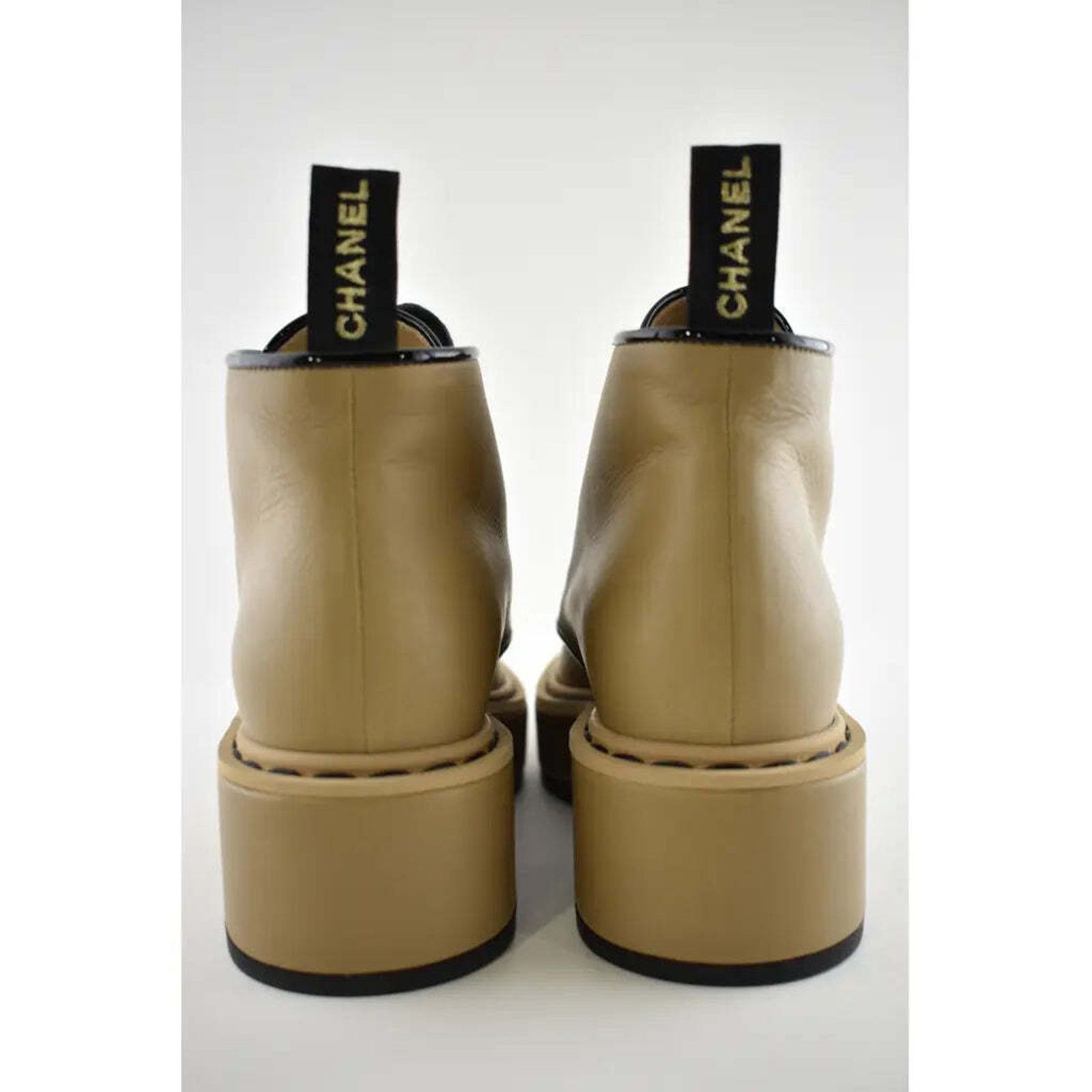 Chanel Chanel 20B Beige Black Leather Pearl CC Combat Lace Up Size US 6 / IT 36 - 8 Thumbnail