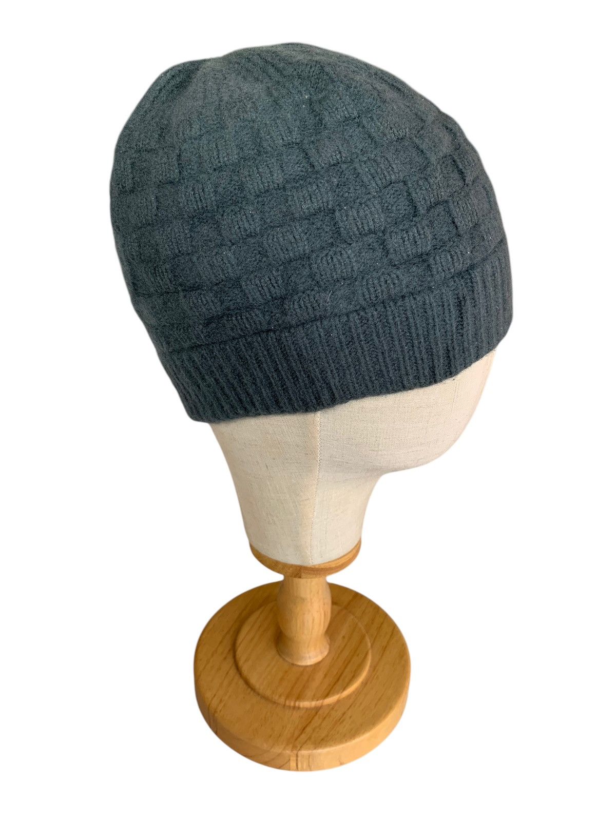 Jun Takahashi × Undercover × Uniqlo UNIQLO U WOOL WINTER SESSIONS BEANIE HATS Size ONE SIZE - 1 Thumbnail
