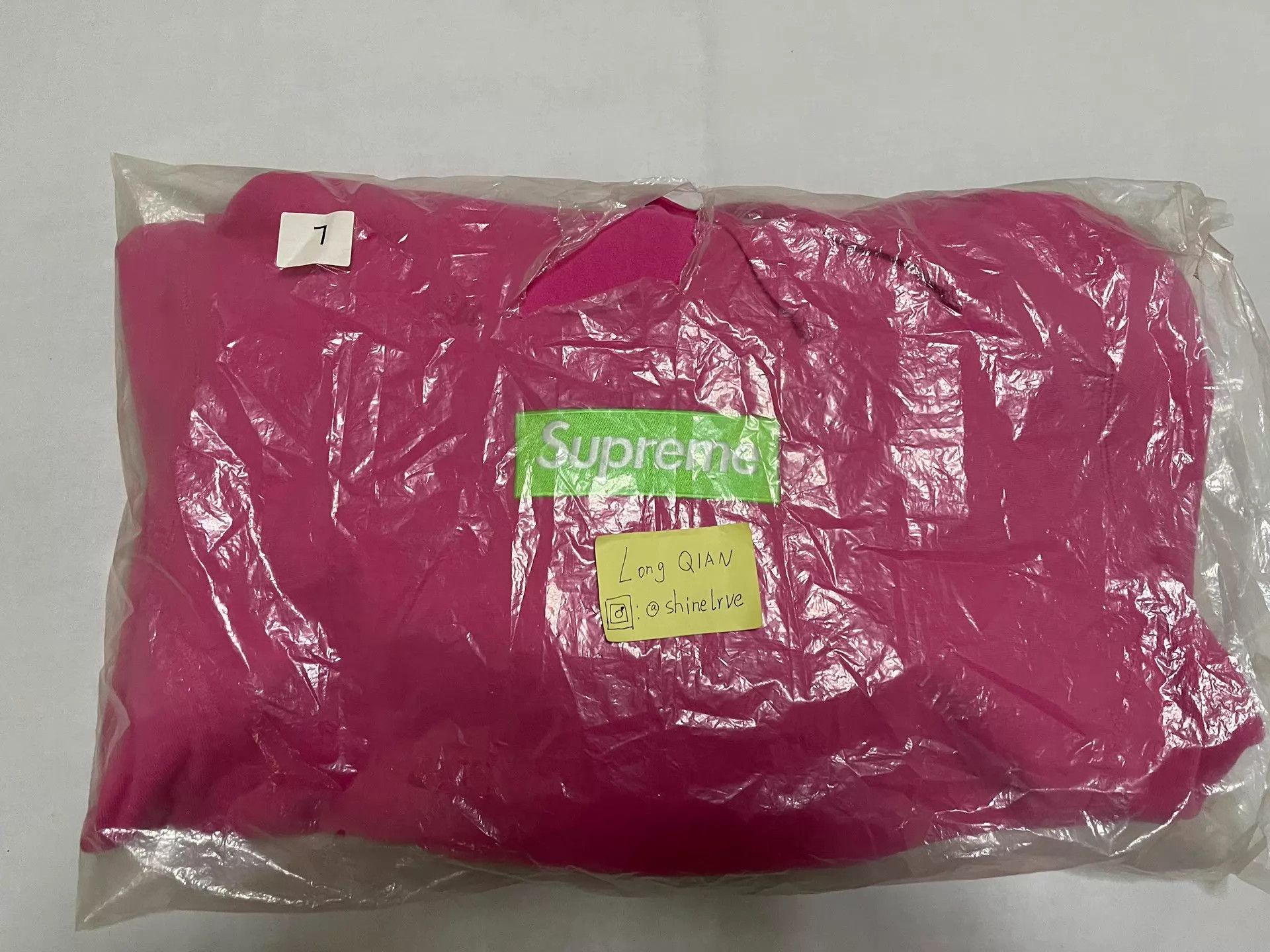 Supreme Supreme FW17 Pink & Green Pink Box Logo Hoodie M/L Size US M / EU 48-50 / 2 - 8 Thumbnail