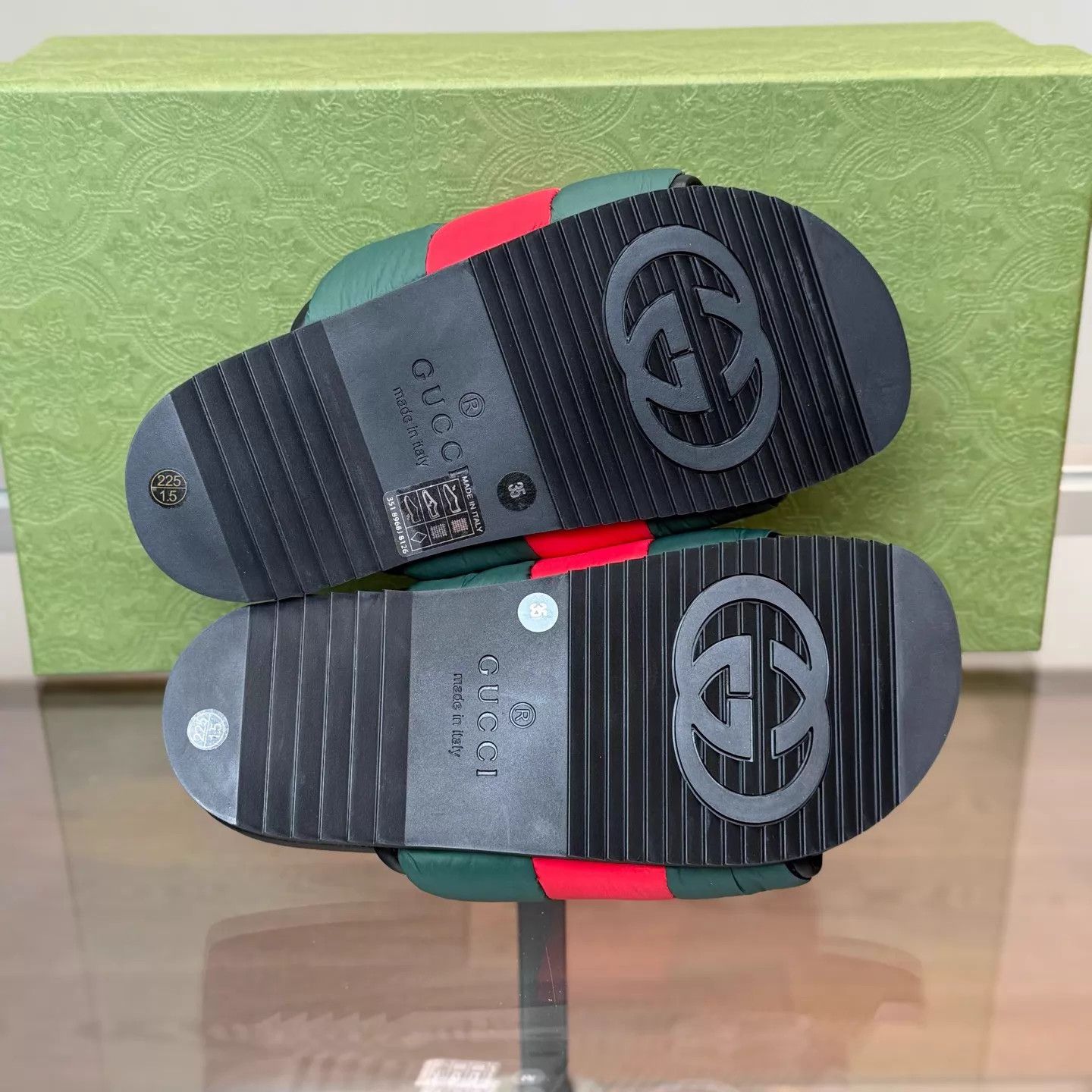 Gucci Gucci Red/Green Stripe Slippers Women's 35 NWT Size US 4.5 / IT 34.5 - 7 Thumbnail
