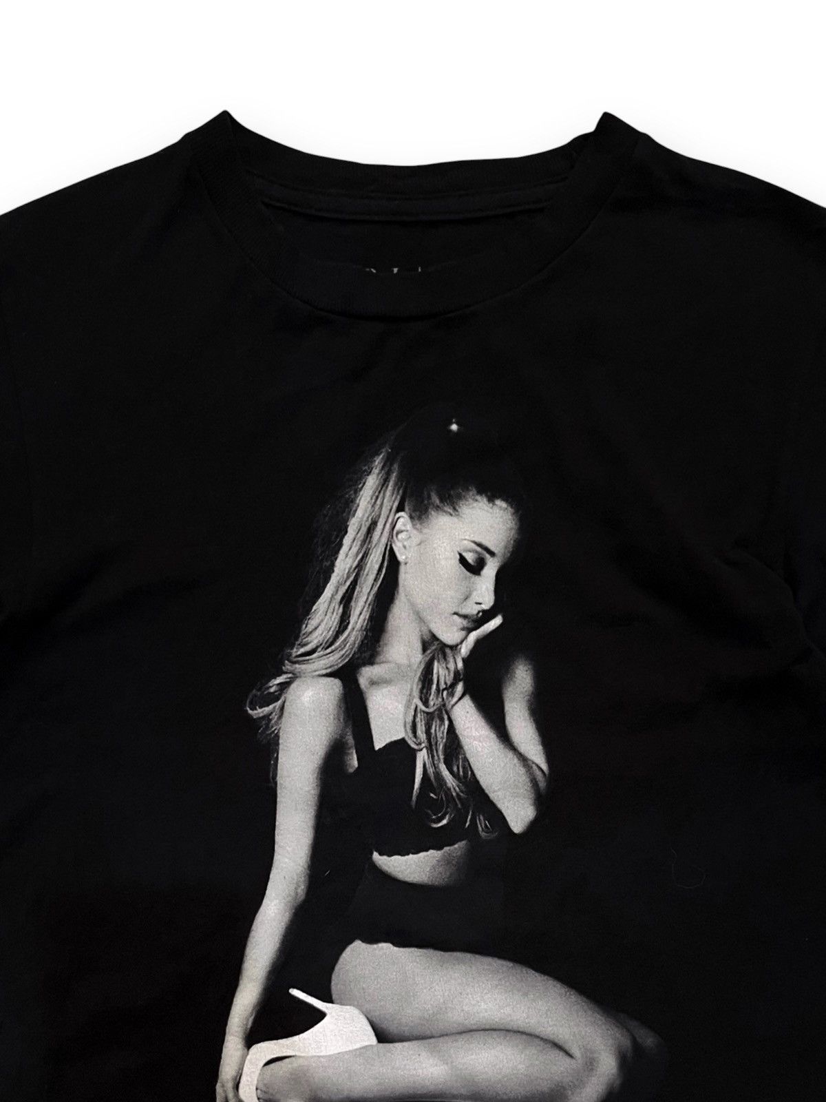 Band Tees 2015 Ariana Grande The Honeymoon Tour Tee Size US XS / EU 42 / 0 - 3 Thumbnail
