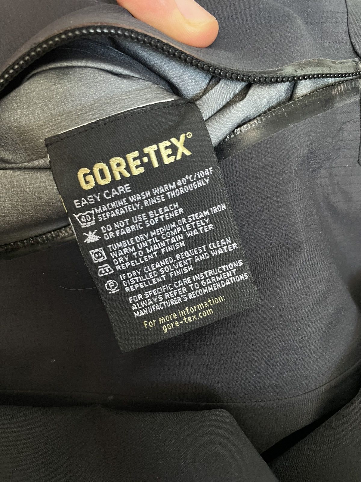 Arc'teryx Arc’teryx Theta AR GoreTex Pro Shell Jacket Vintage XCR Size US L / EU 52-54 / 3 - 7 Thumbnail