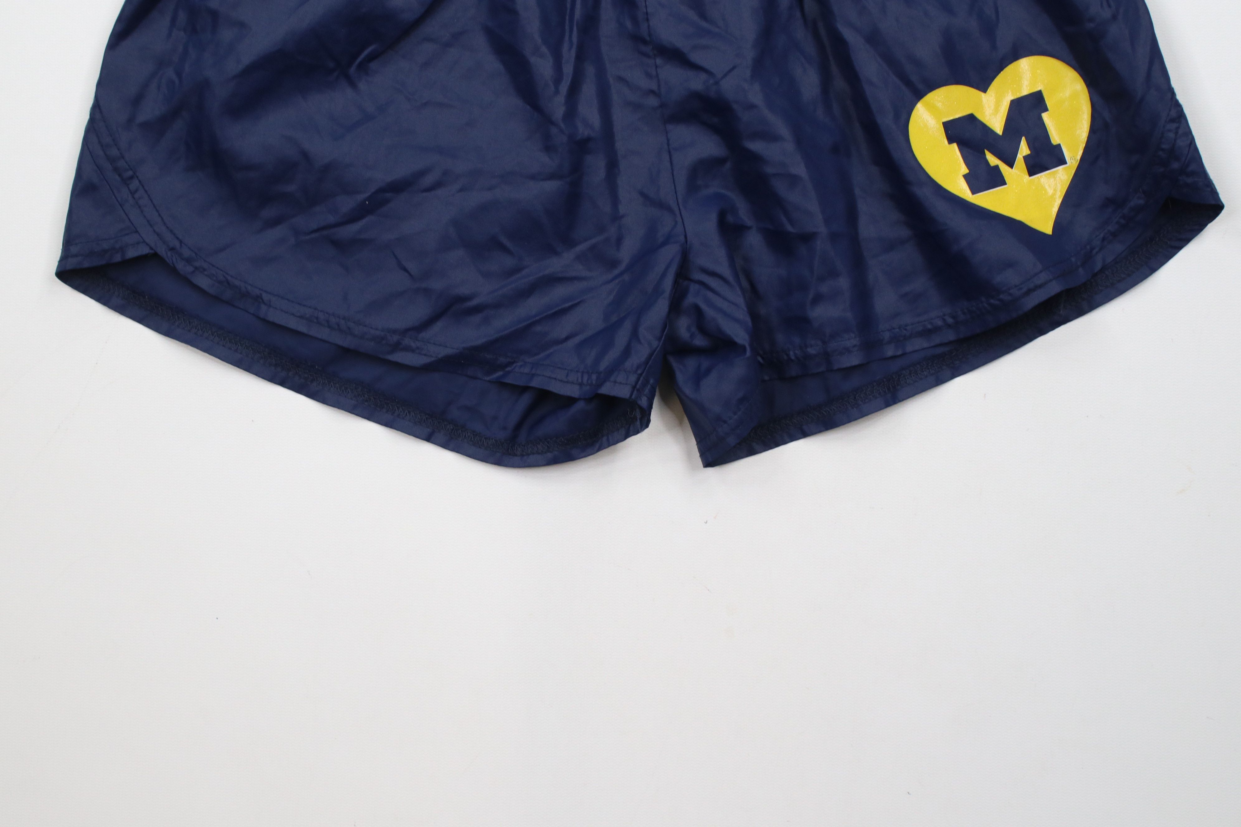 Vintage Vintage 90s University of Michigan Shorts Baggies Blue Nylon Size US 30 / EU 46 - 3 Thumbnail